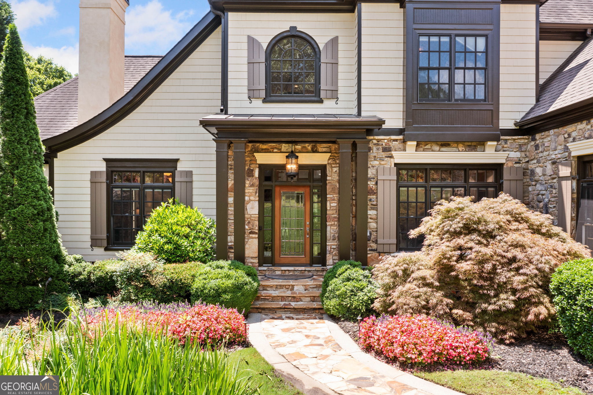 3770 Riverly Trace