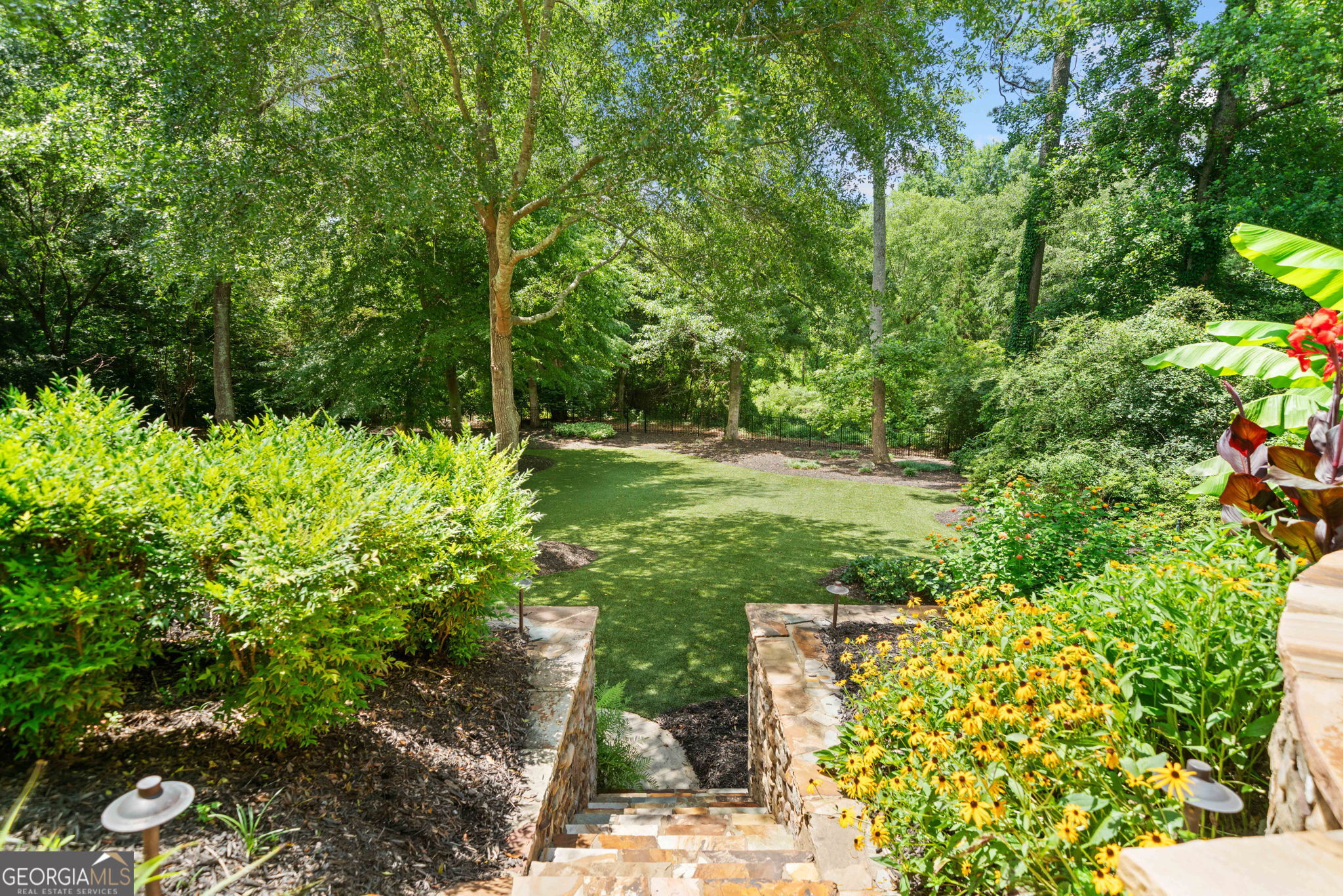 3770 Riverly Trace