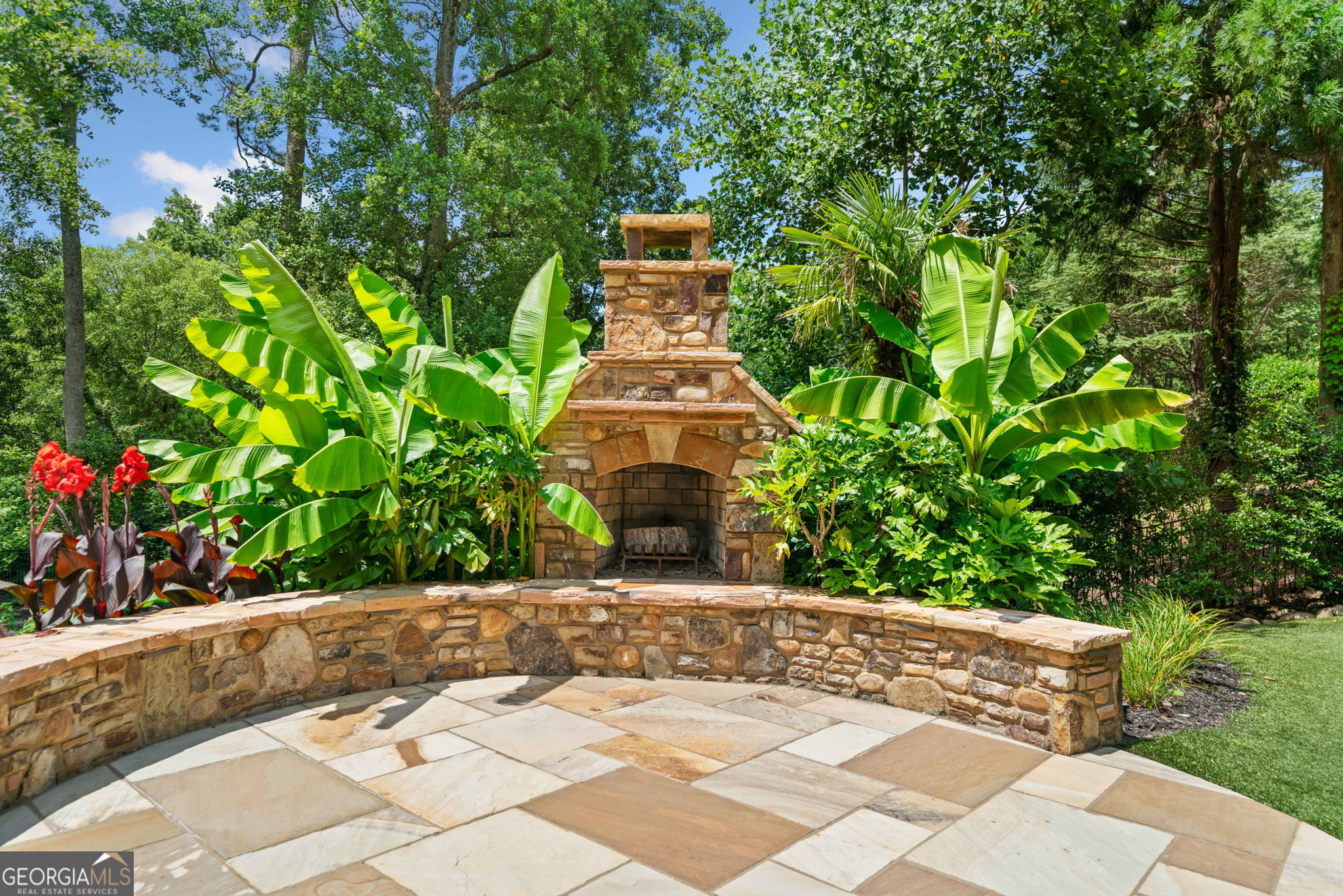 3770 Riverly Trace
