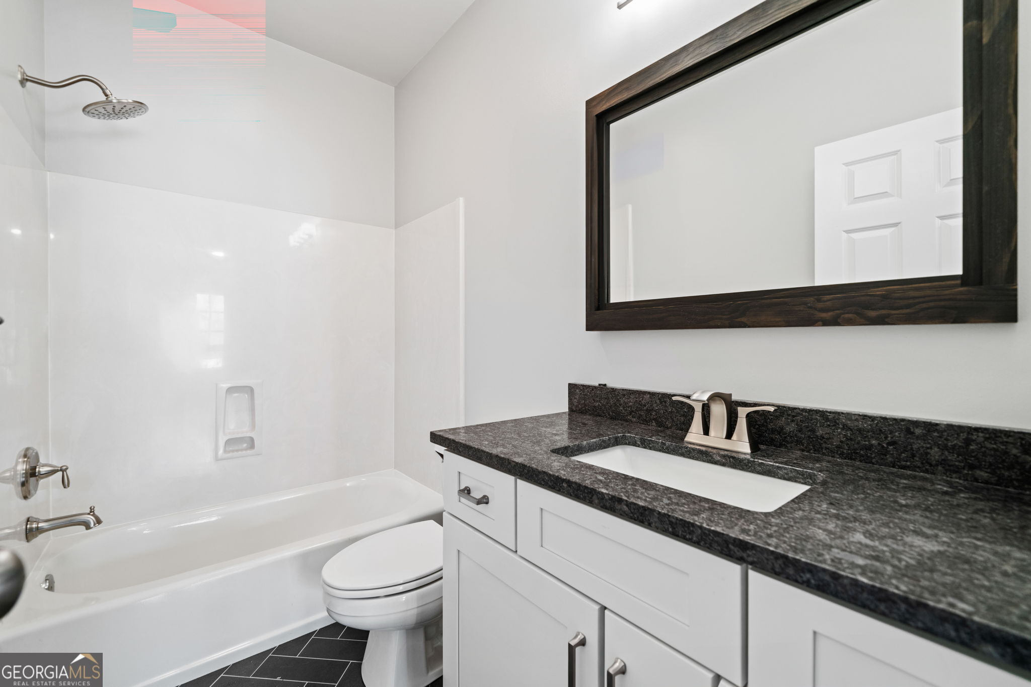 3770 Riverly Trace
