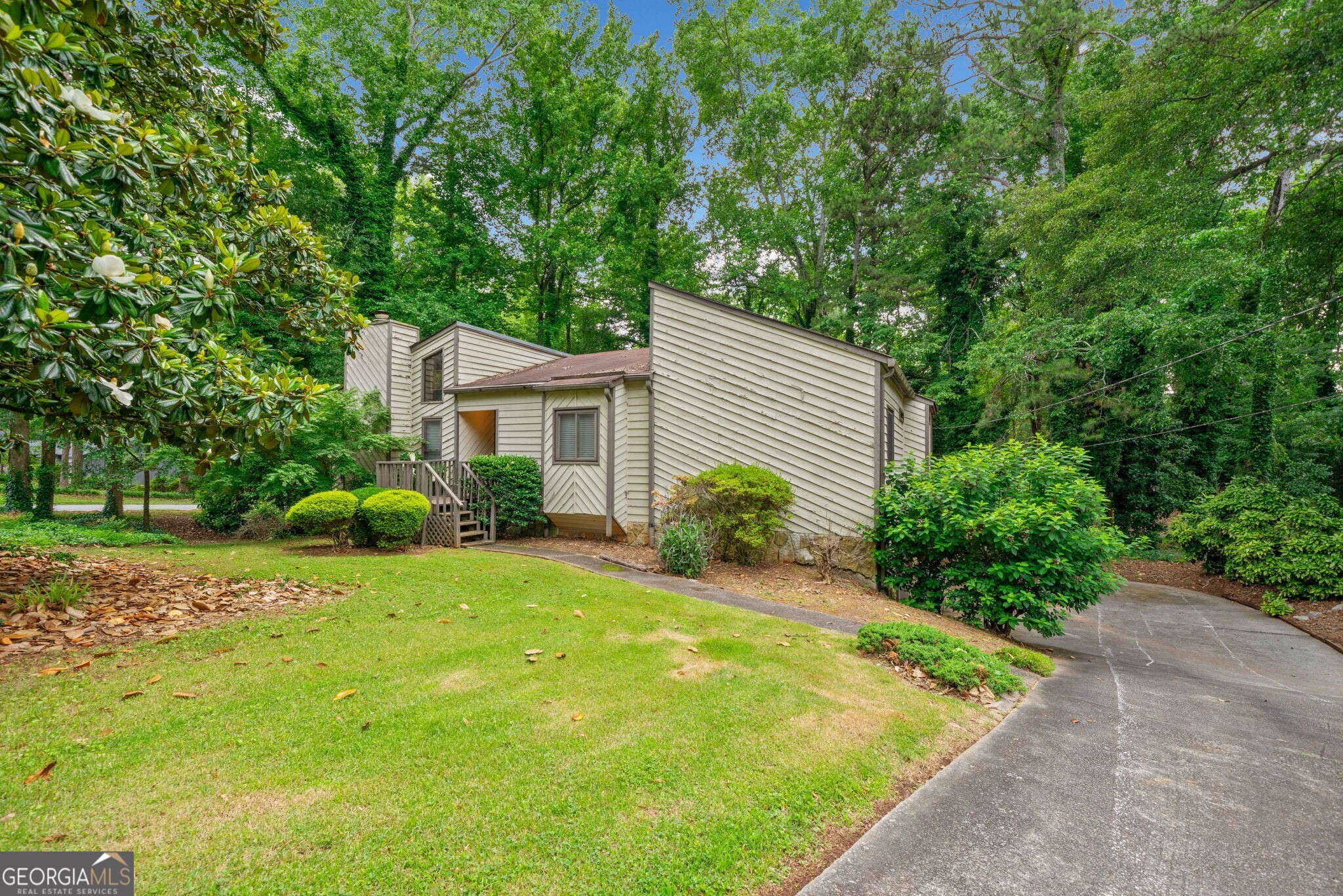 766 Lost Creek Circle