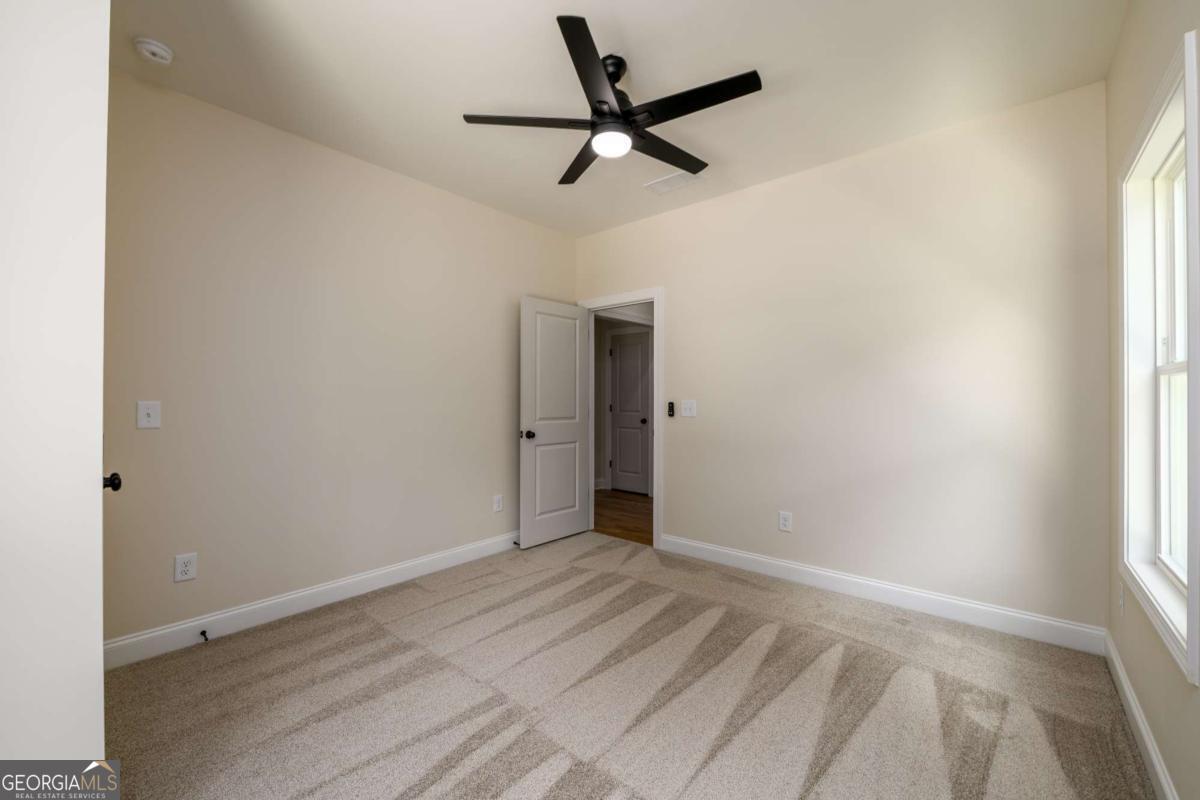 387 Hillside Drive SW