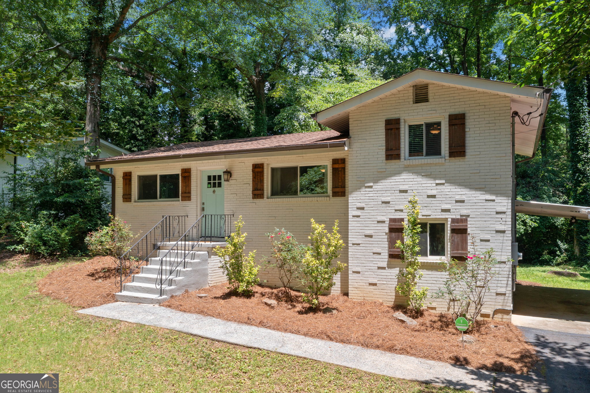 481 MEADOWBROOK Drive SE