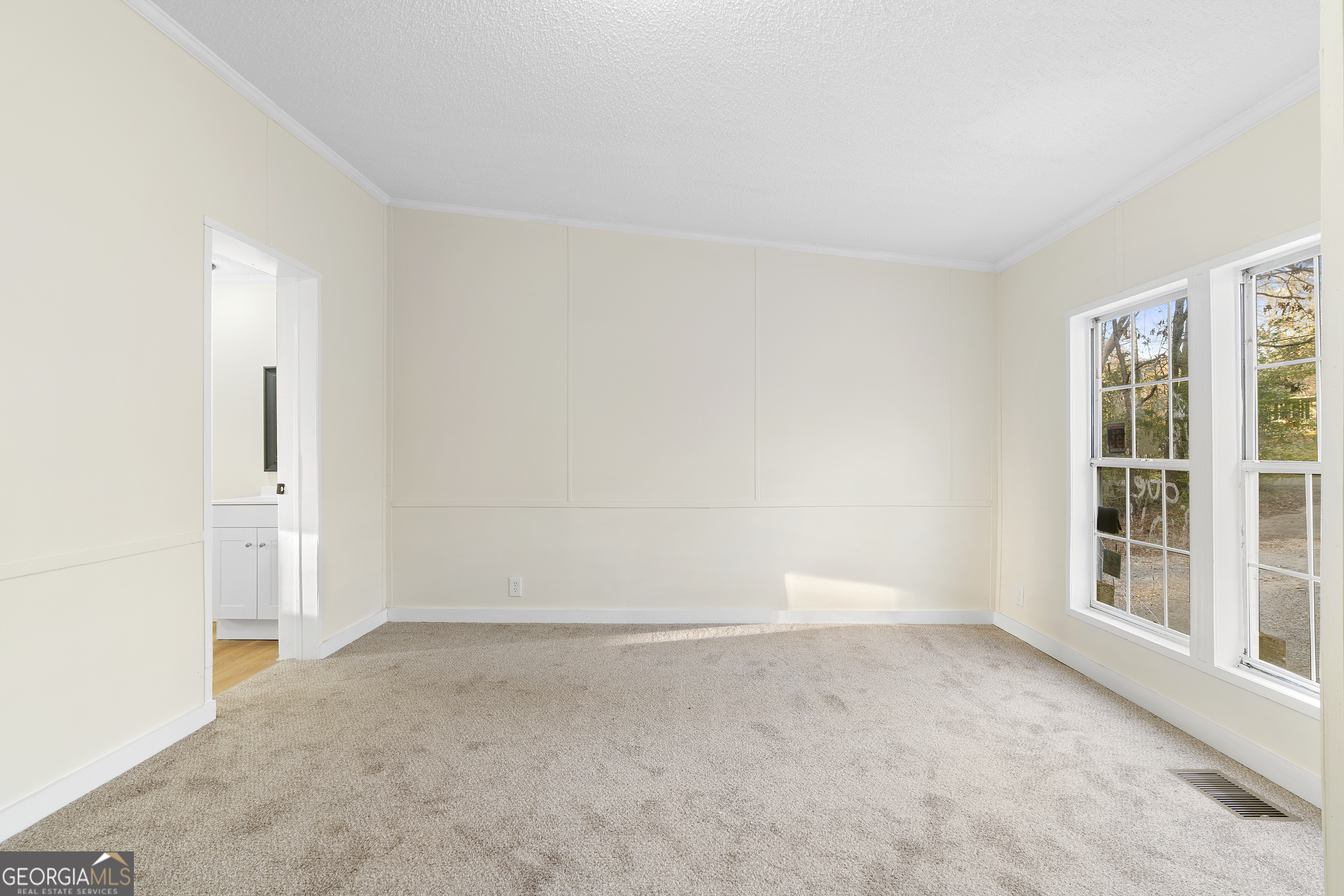 32 Brent Circle SW