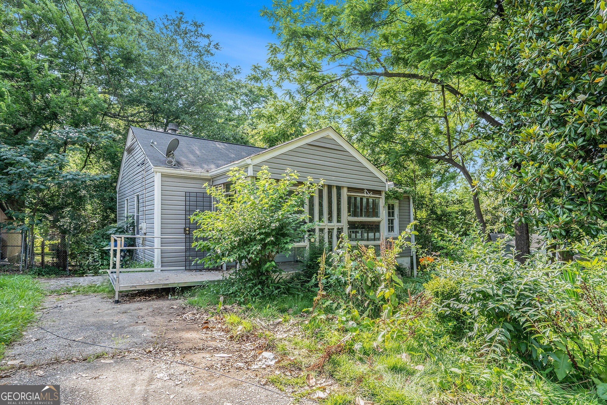 239 Haas Avenue SE