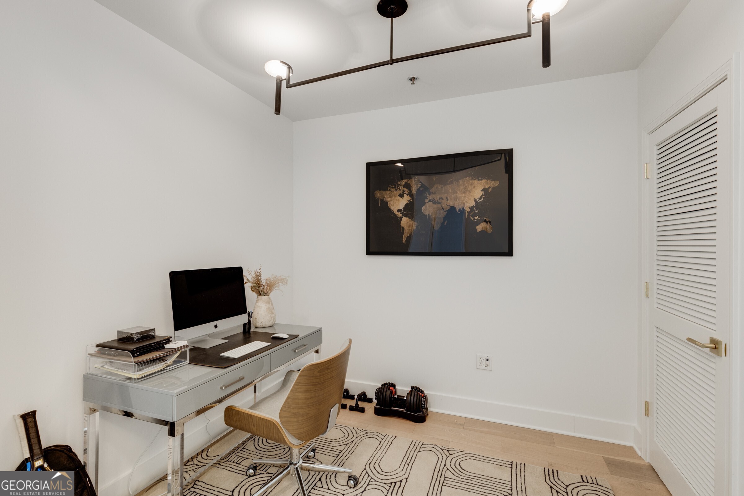 2795 Peachtree Road # 1305