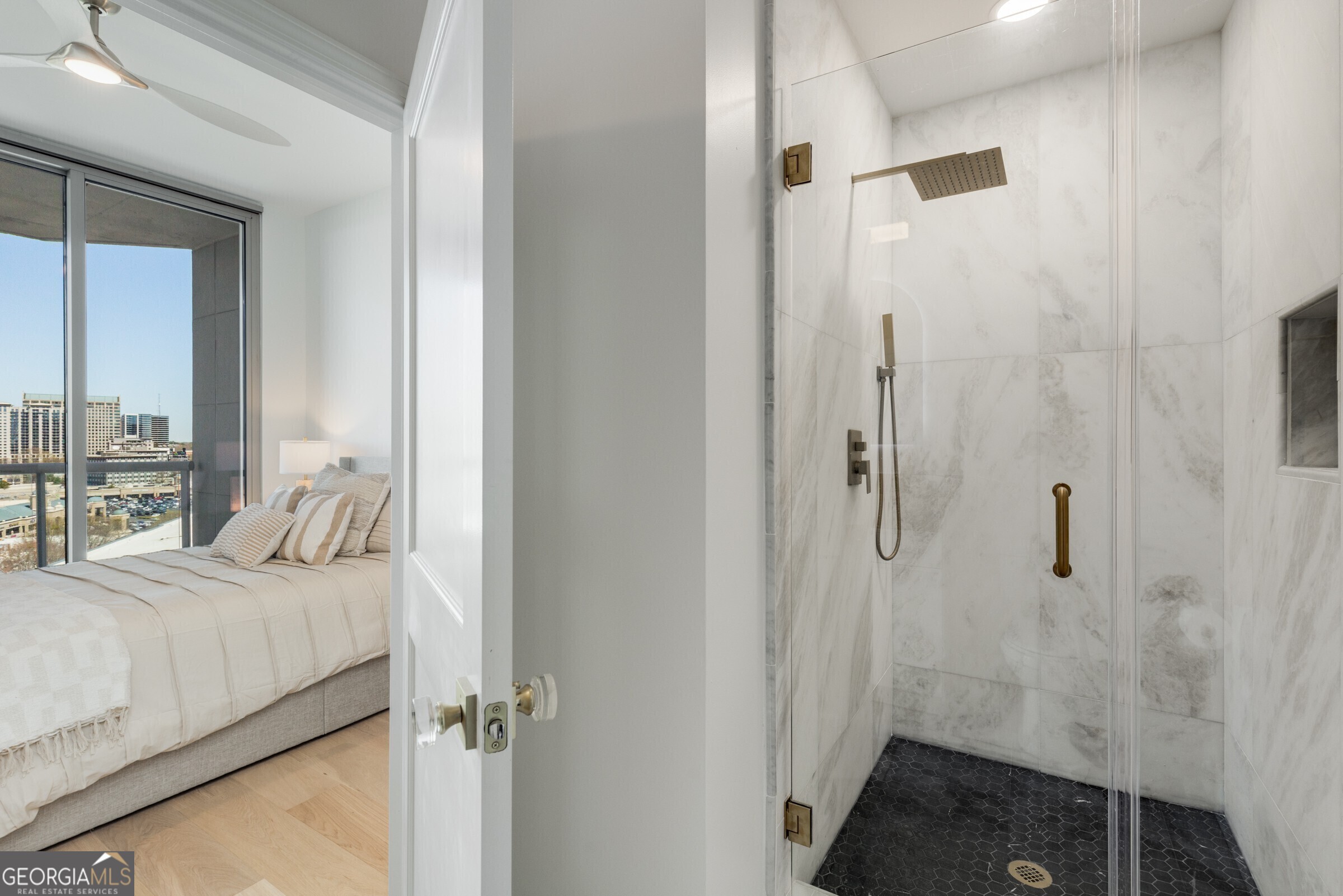 2795 Peachtree Road # 1305