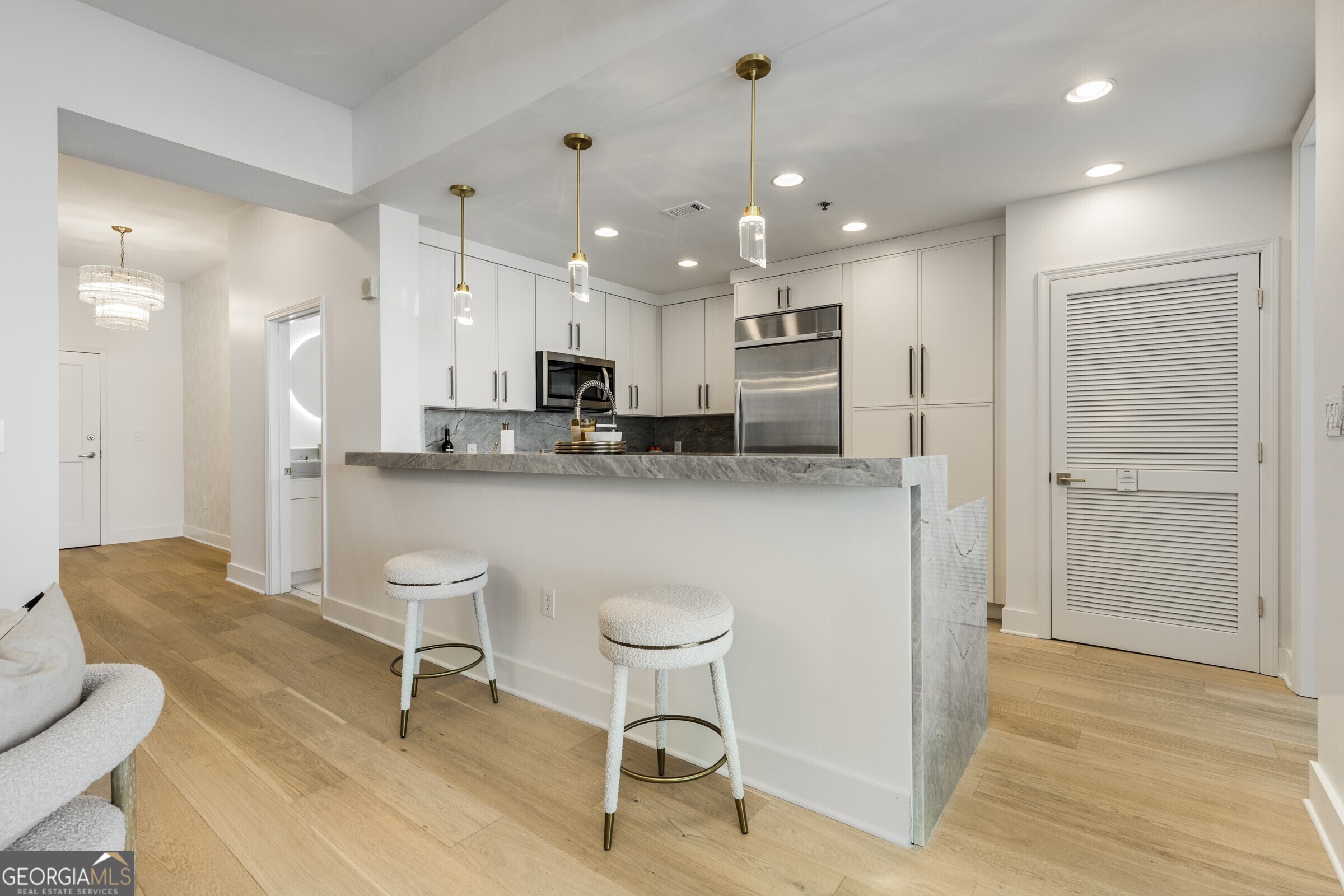 2795 Peachtree Road # 1305