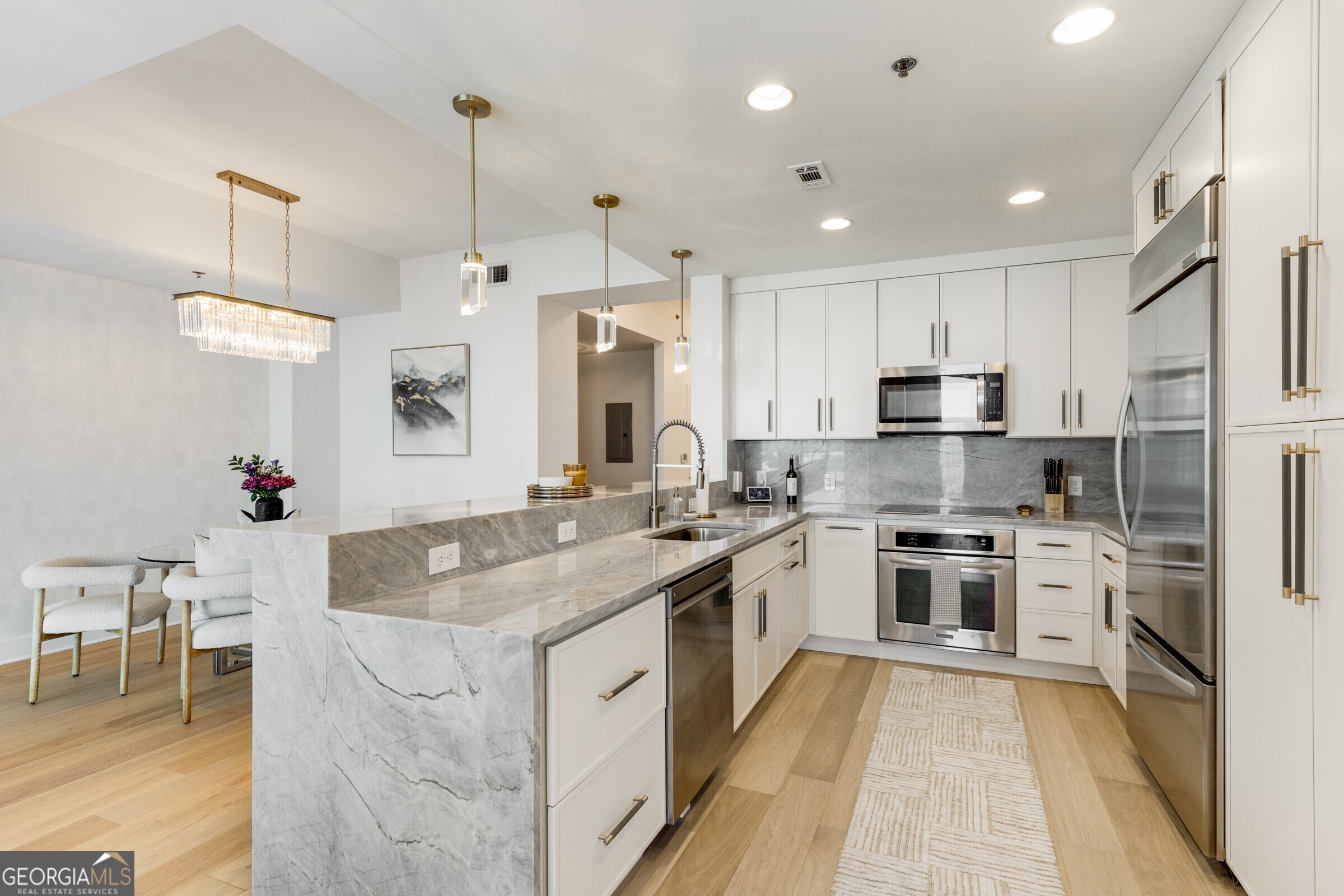 2795 Peachtree Road # 1305