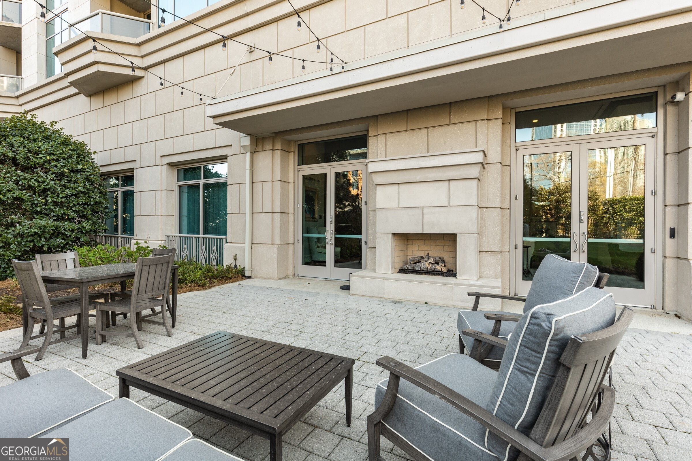 2795 Peachtree Road # 1305