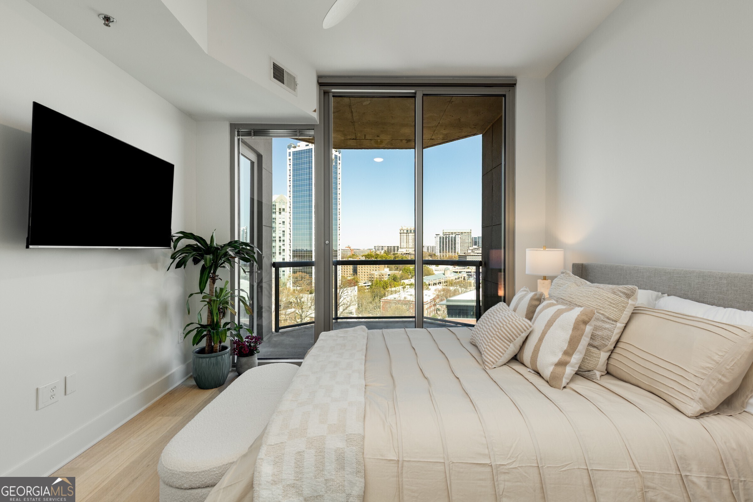 2795 Peachtree Road # 1305