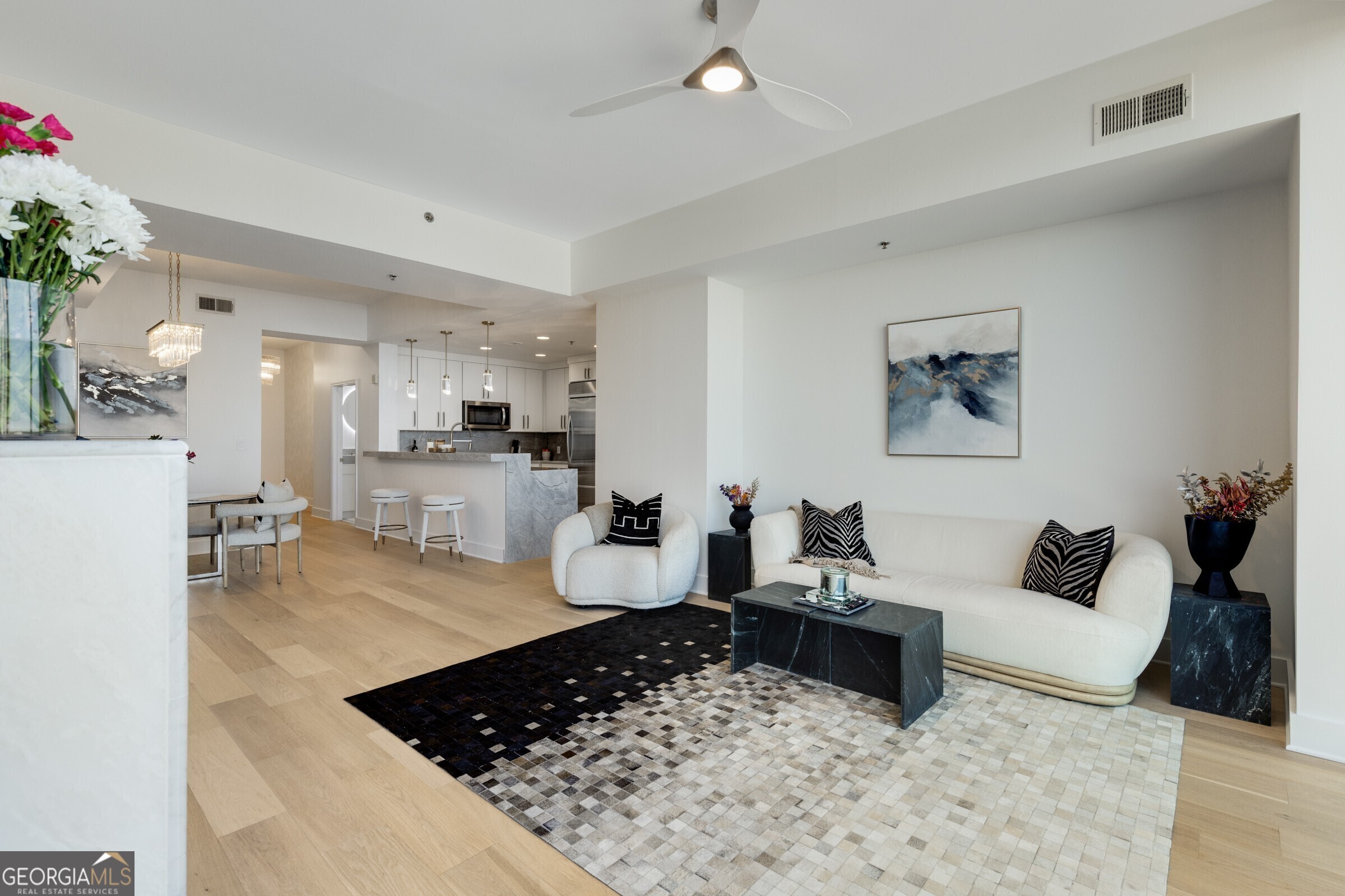2795 Peachtree Road # 1305