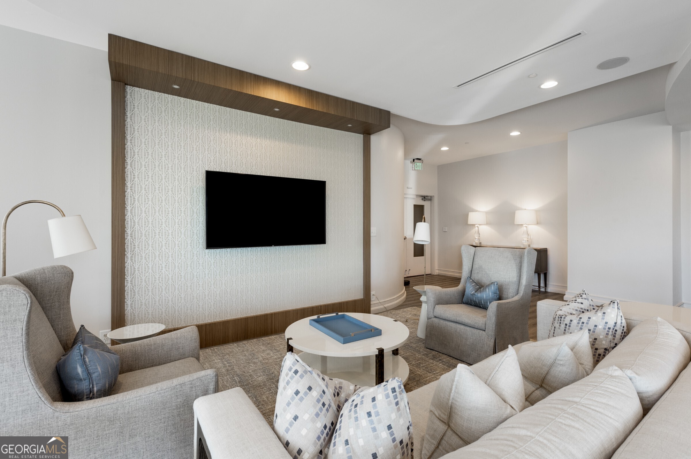 2795 Peachtree Road # 1305