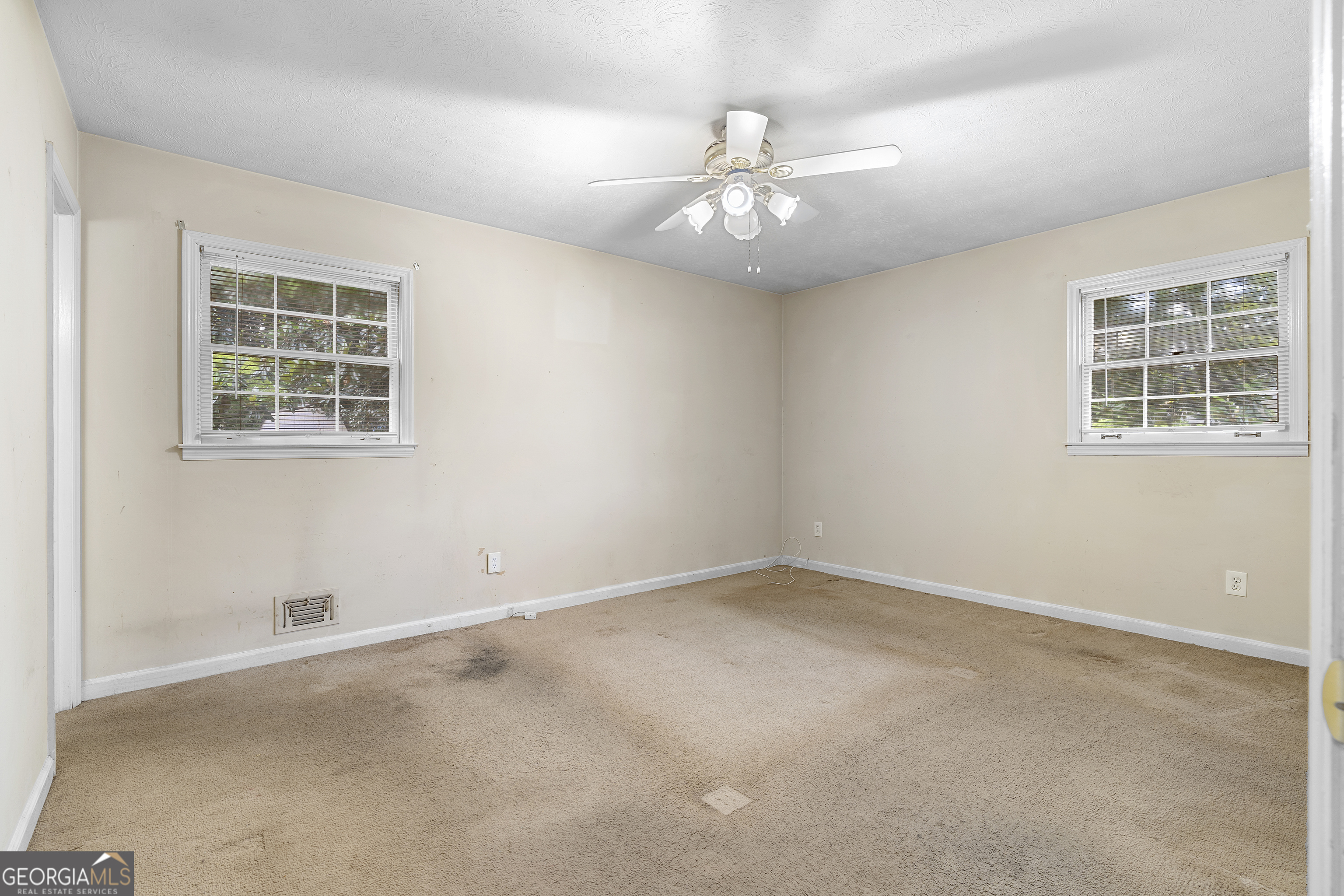2135 Knighton Drive