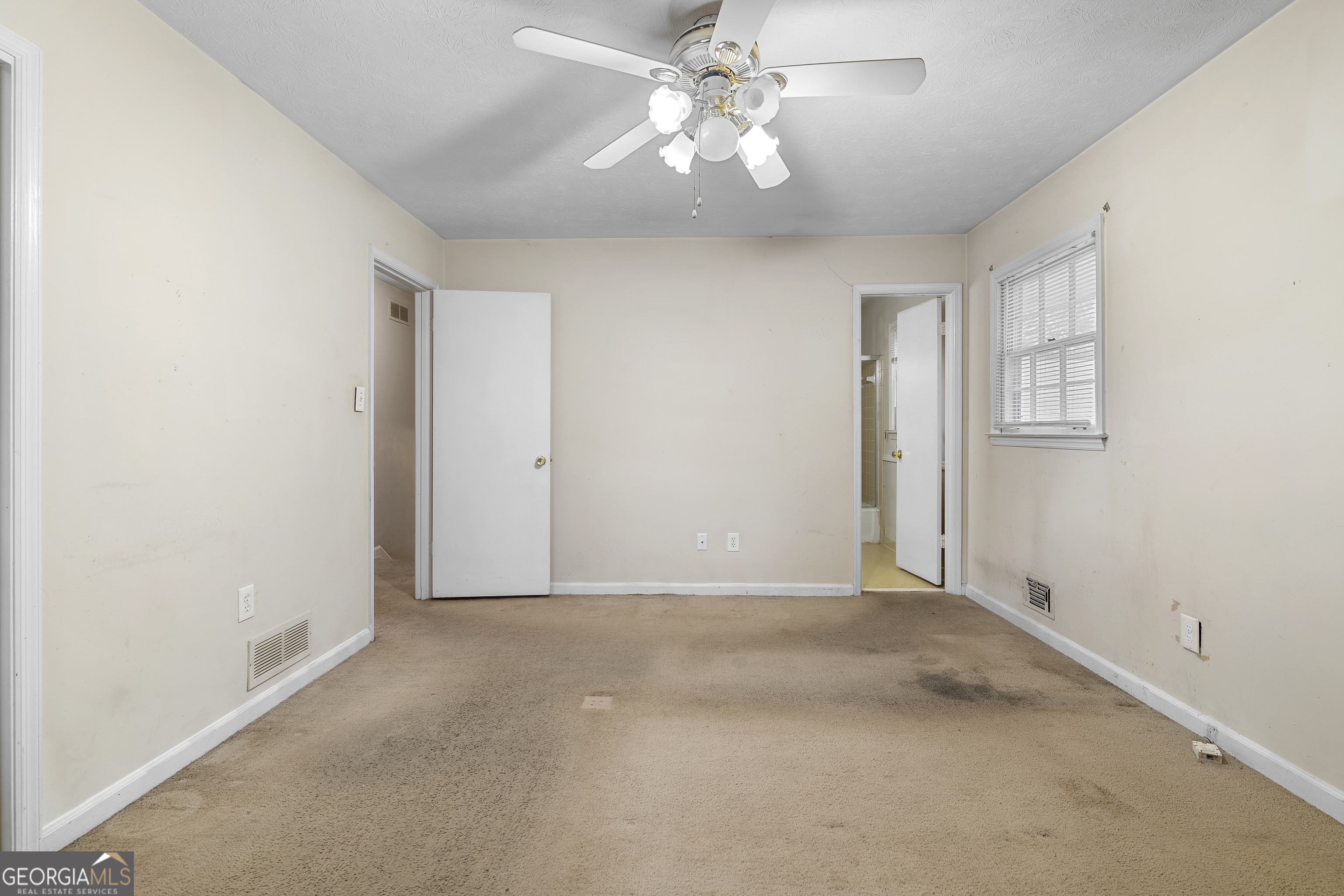 2135 Knighton Drive