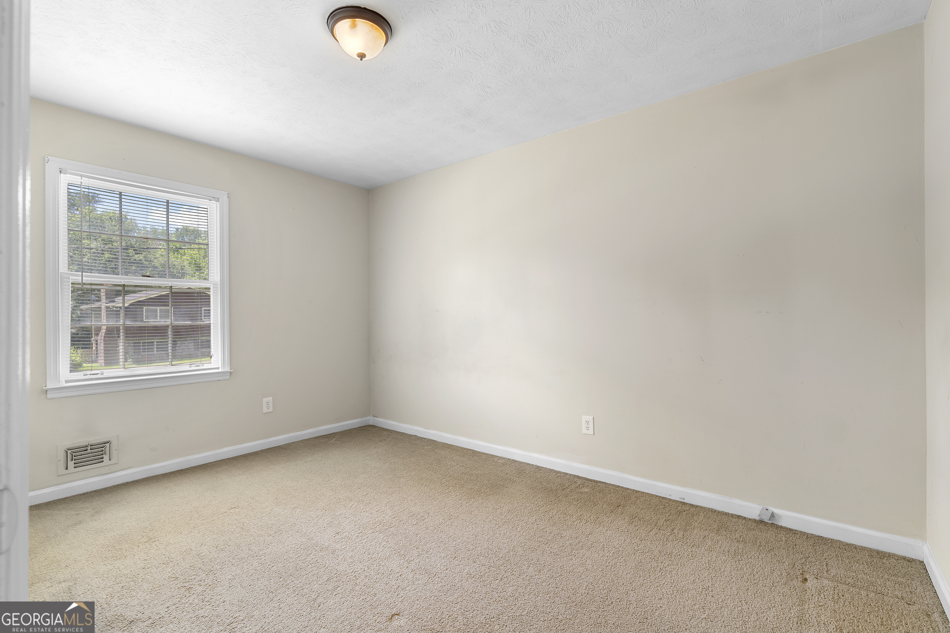 2135 Knighton Drive