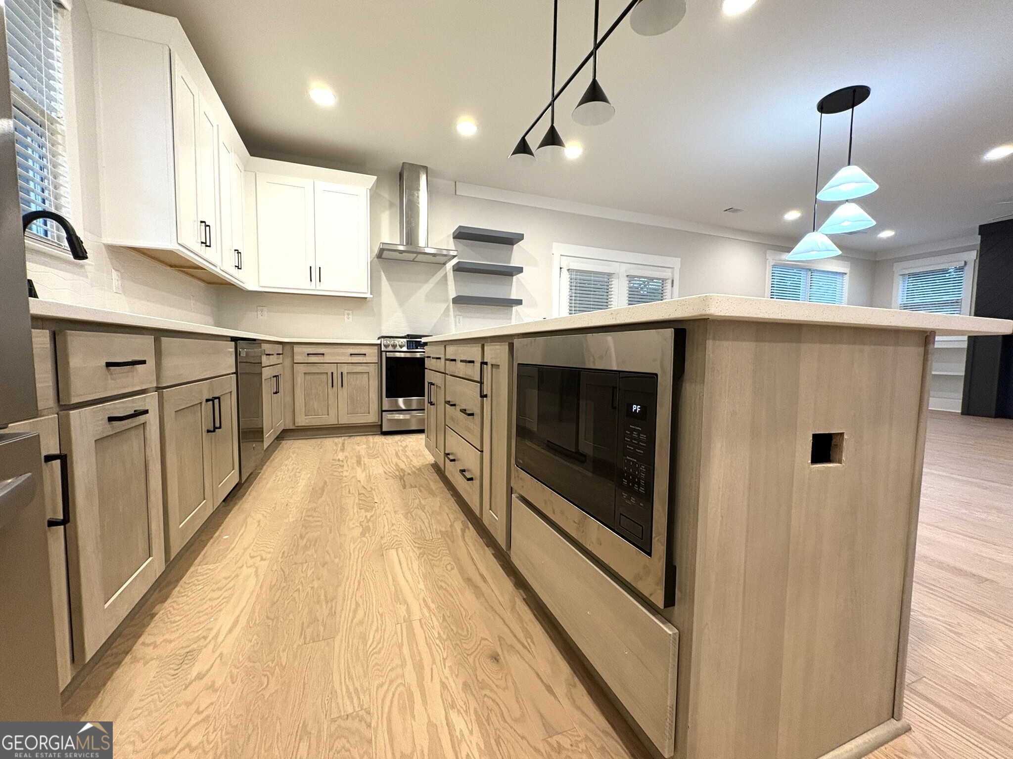 511 Casanova Street SE