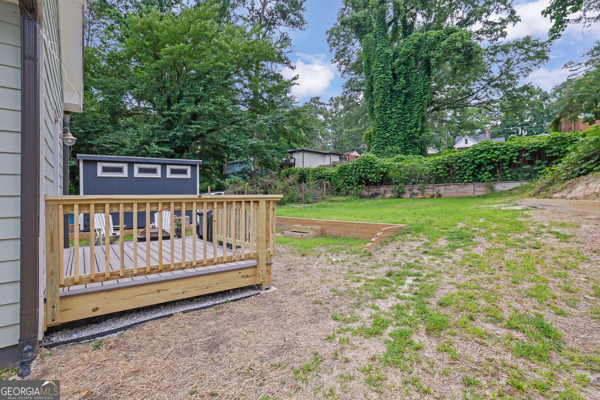 41 Spring Lane NW