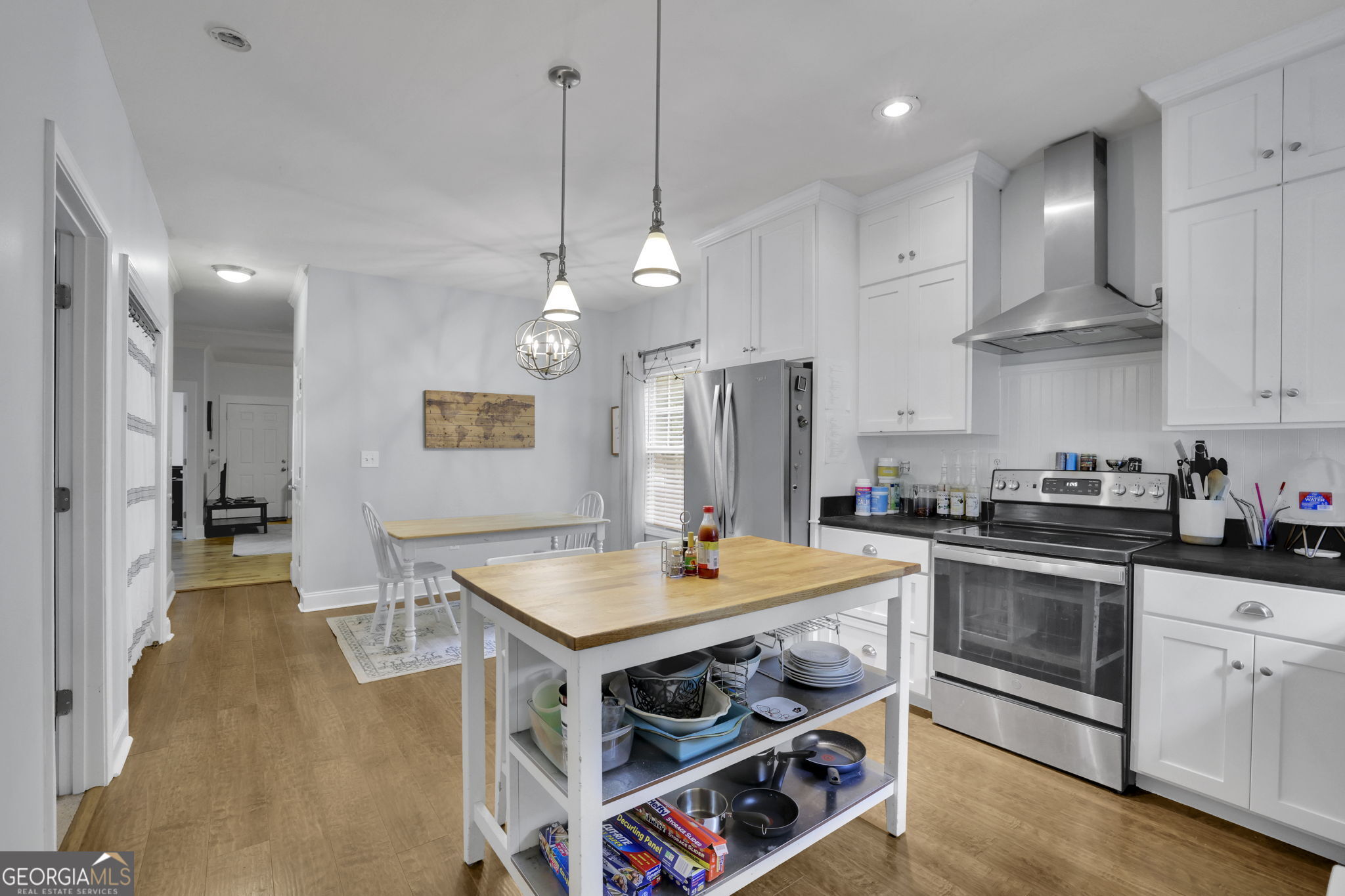 41 Spring Lane NW