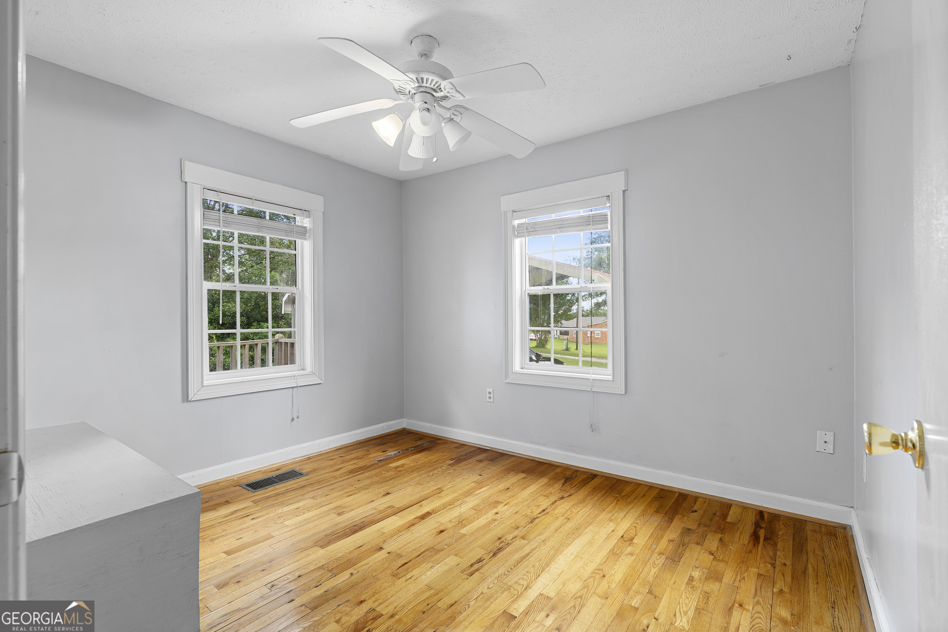 97 Foxwood Trail