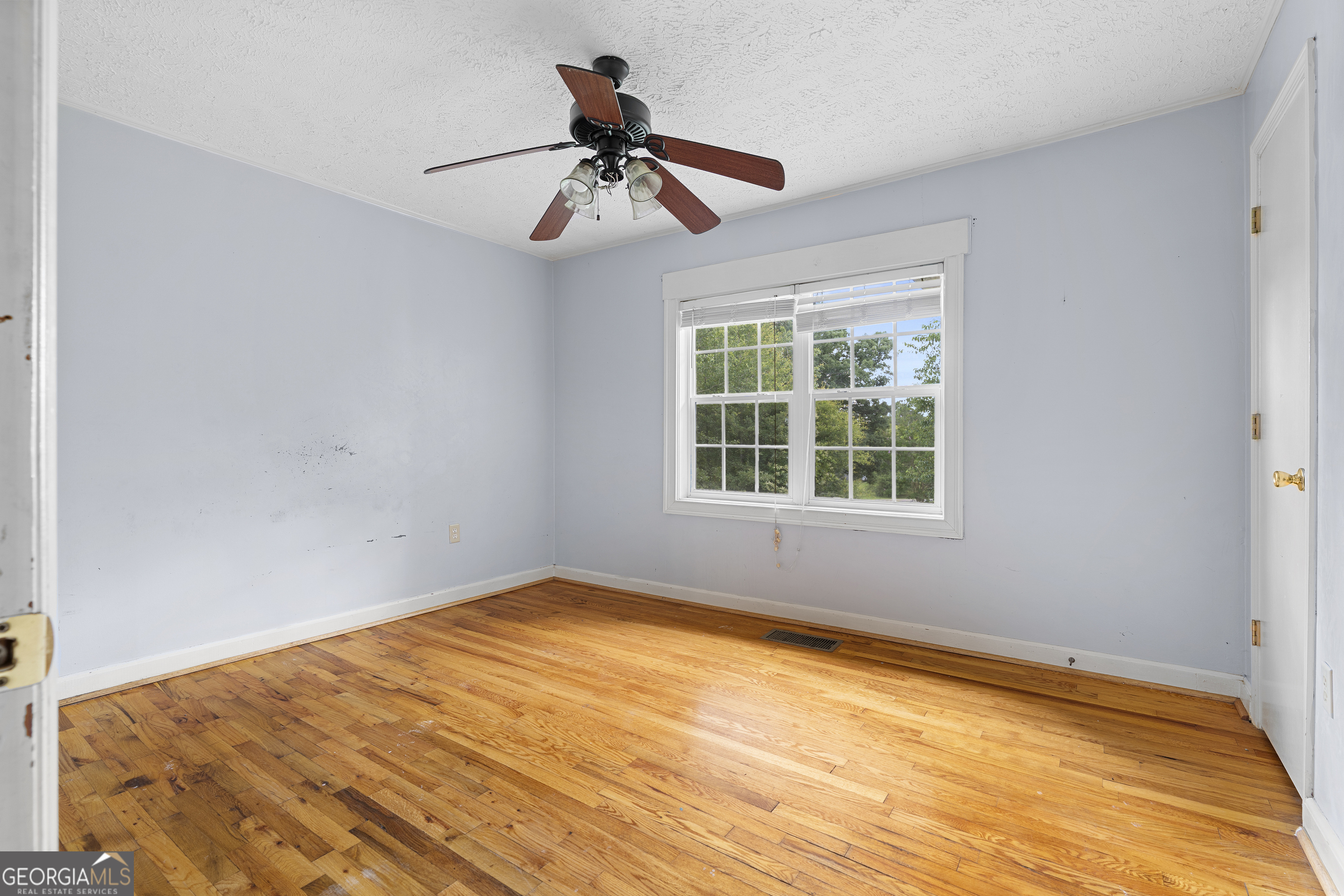 97 Foxwood Trail