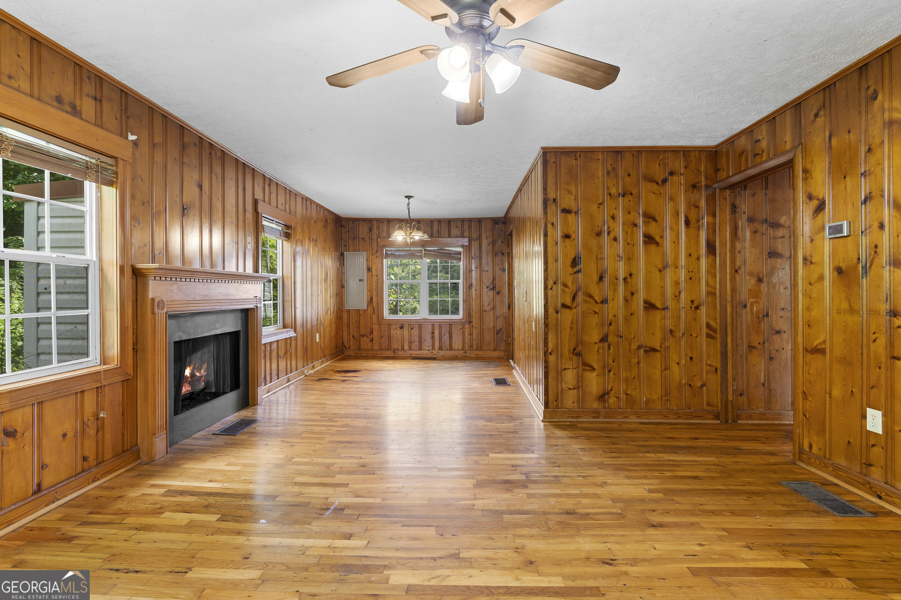 97 Foxwood Trail