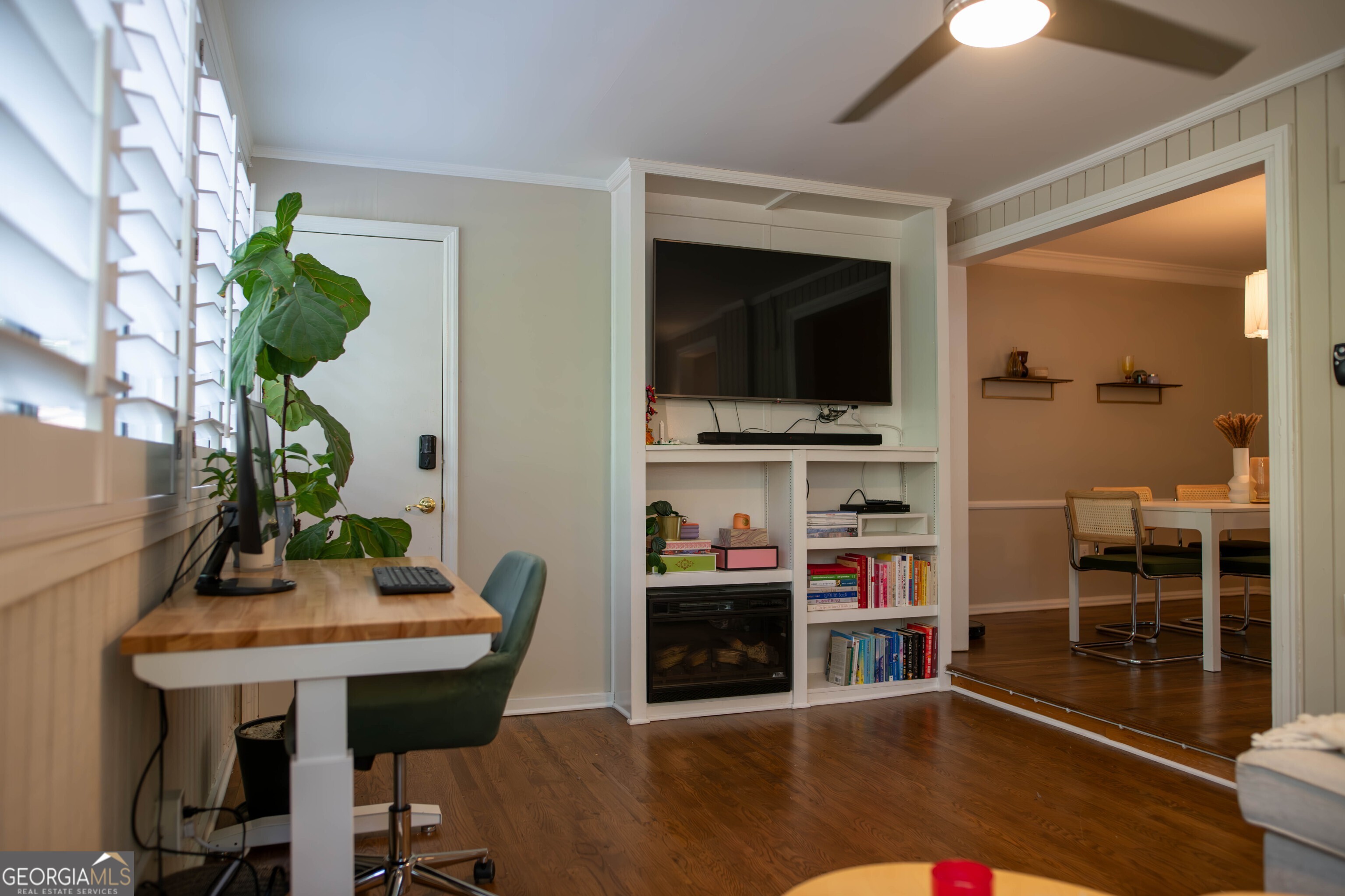 37 La Rue Place NW