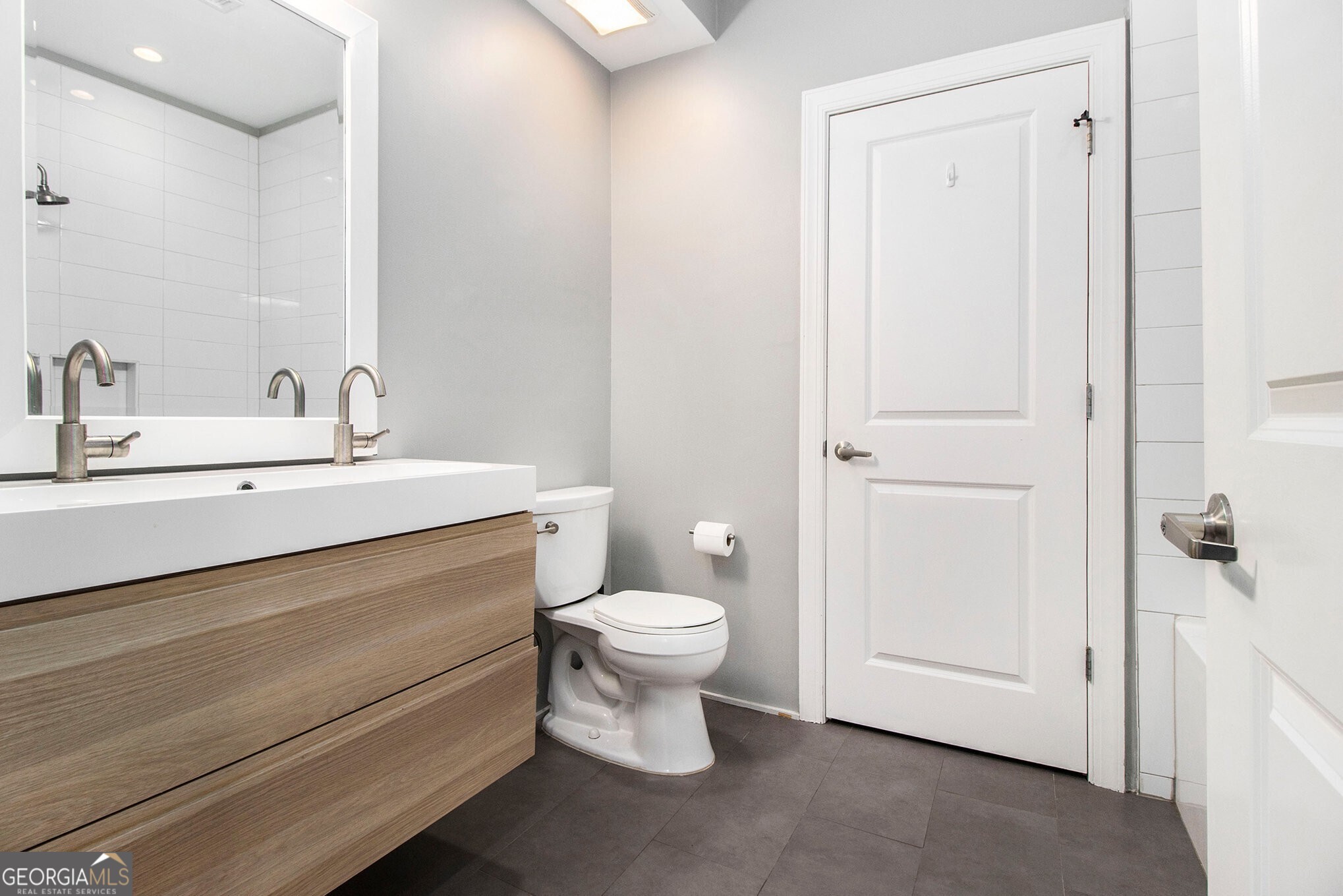 2230 Cheshire Bridge Road NE # 401