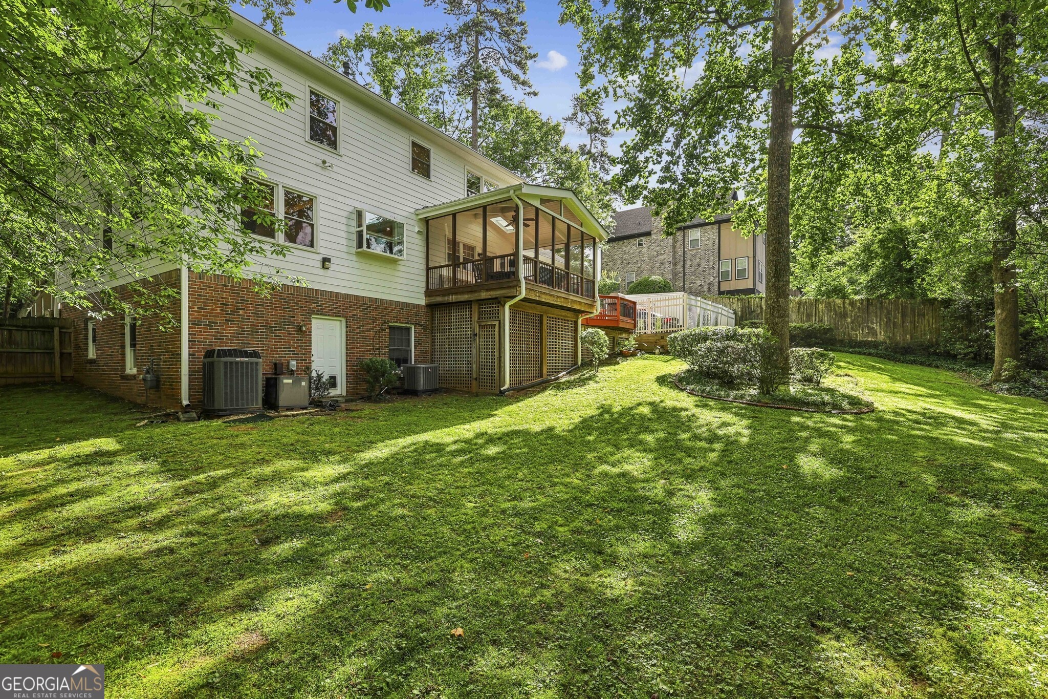 1151 Roxboro Cove NE
