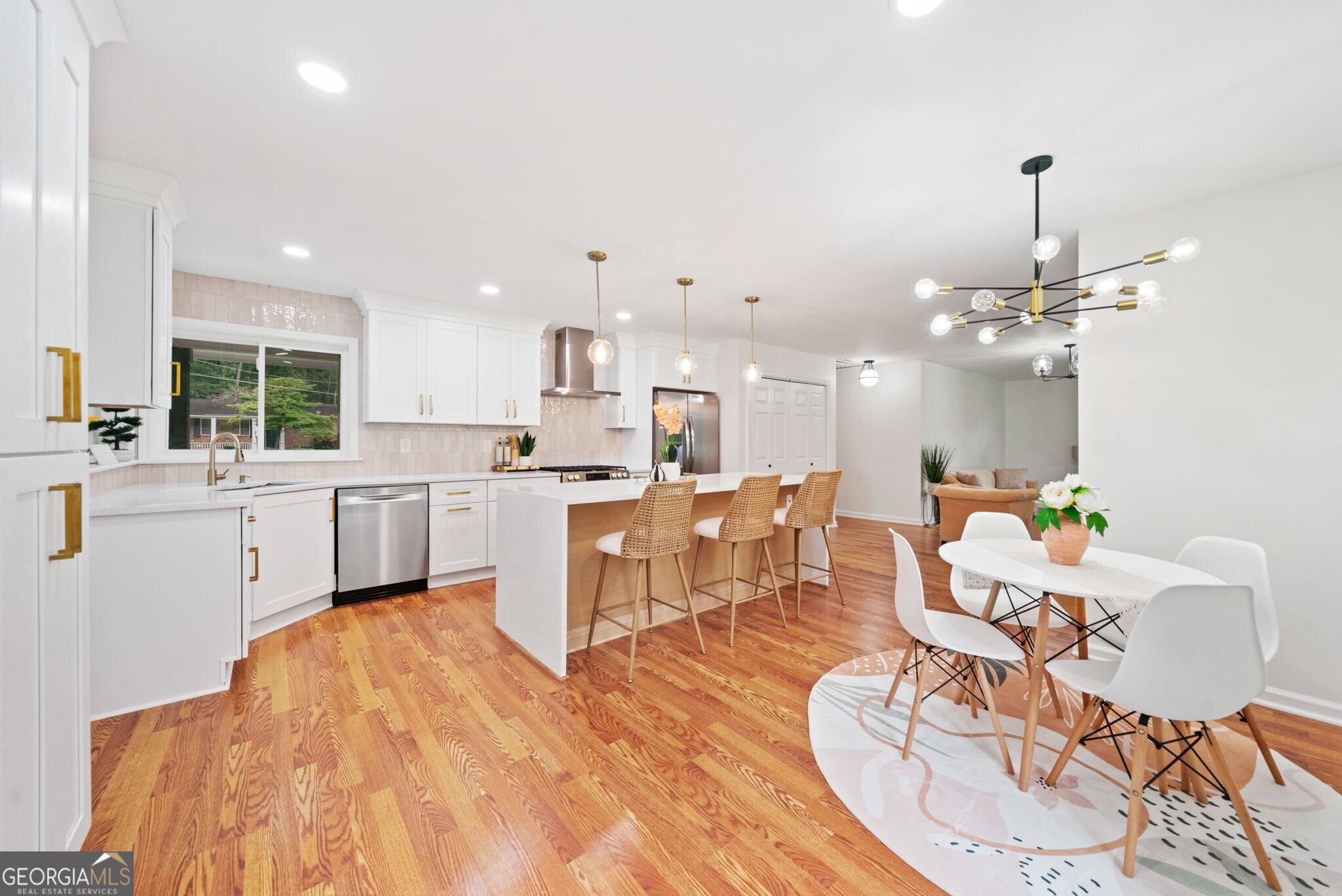 3222 Edgemont Way