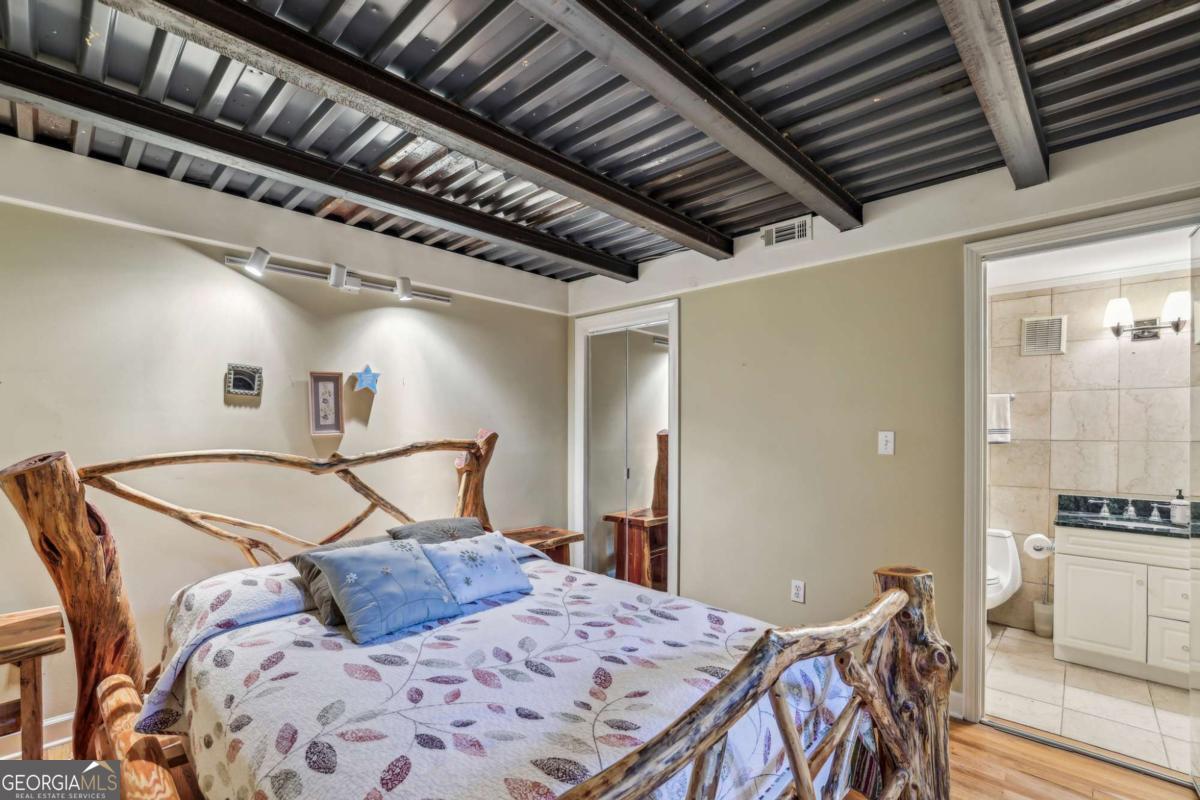 685 Argonne Avenue NE # 15