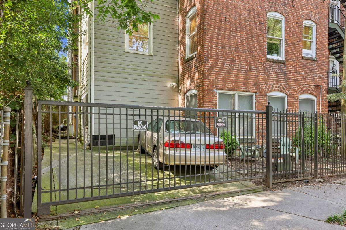685 Argonne Avenue NE # 15
