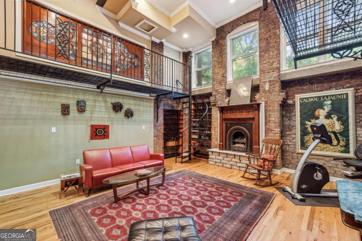 685 Argonne Avenue NE # 15