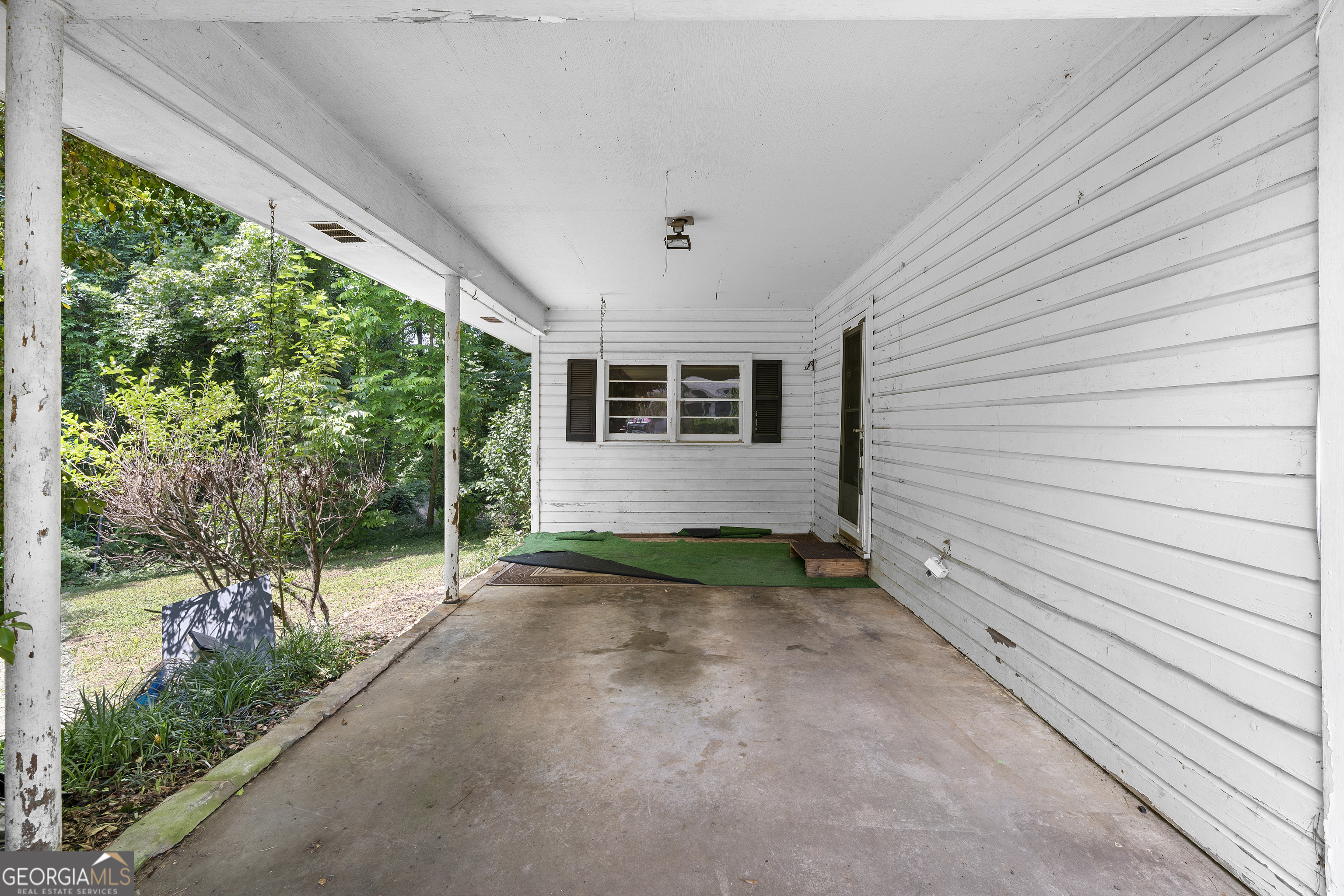31 Belmont Circle