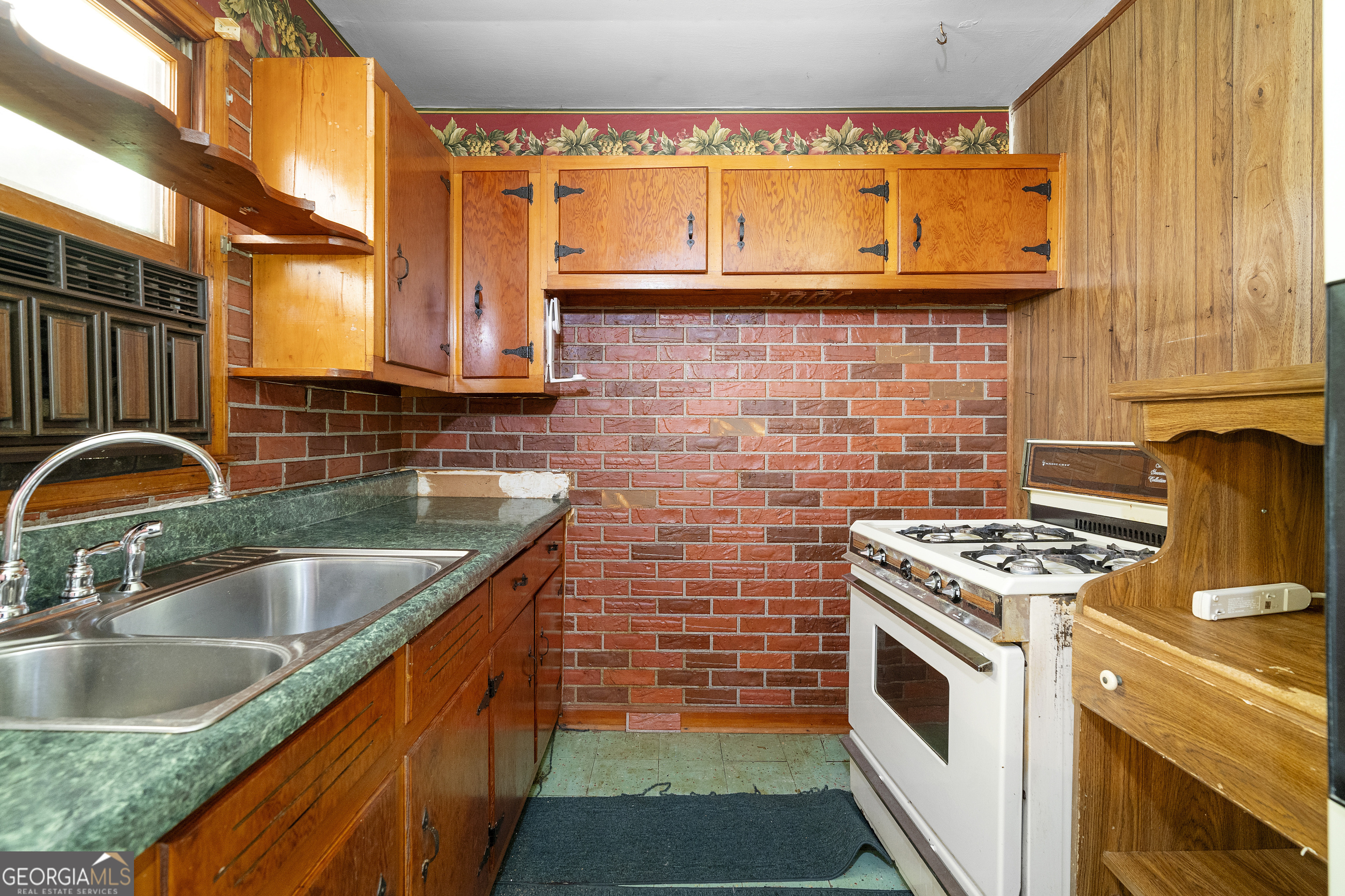 31 Belmont Circle
