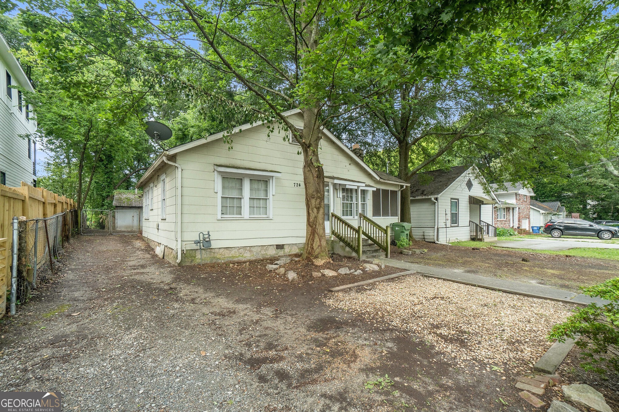 724 Bellemeade Avenue NW