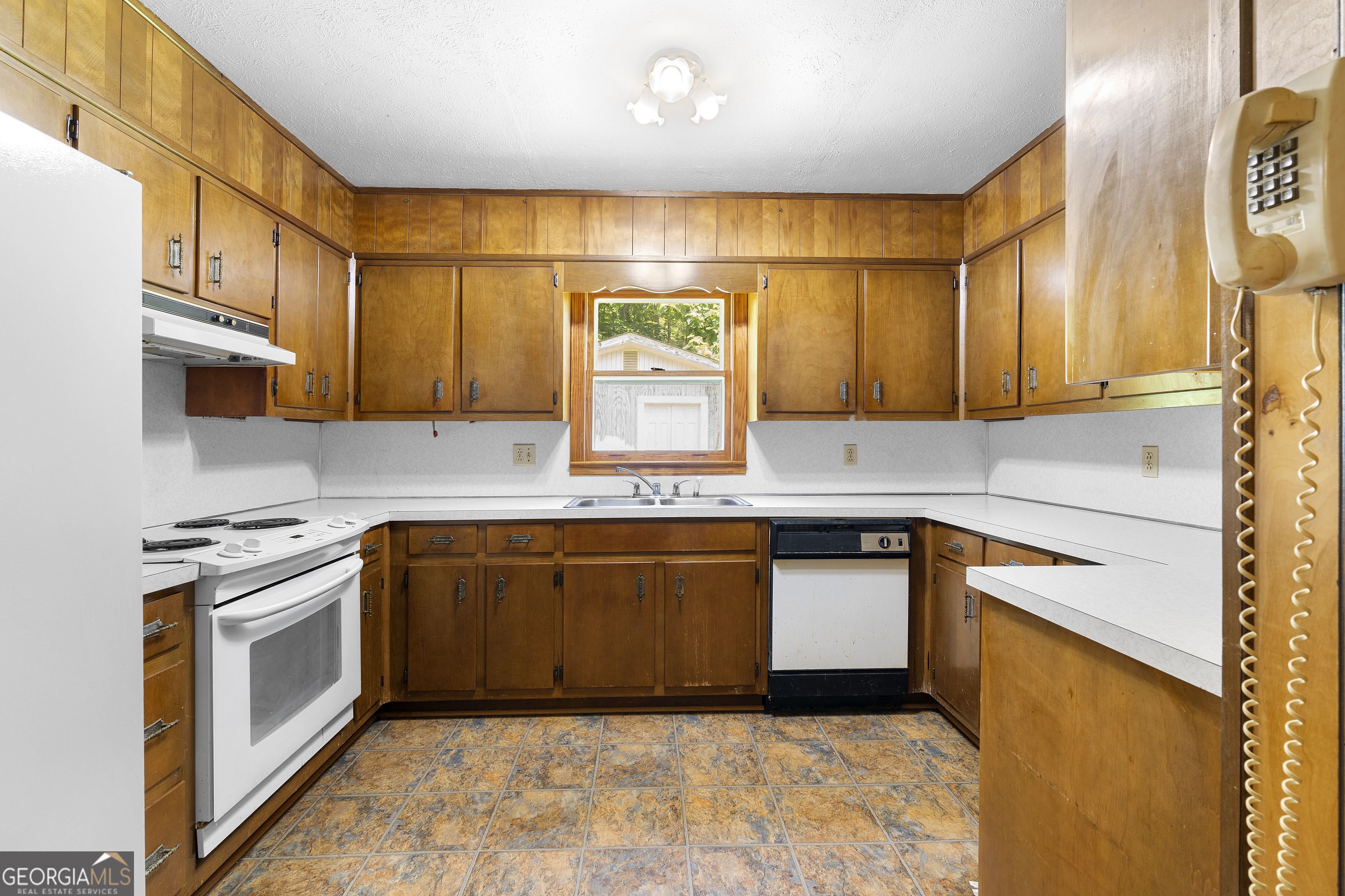 501 Samaritan Drive