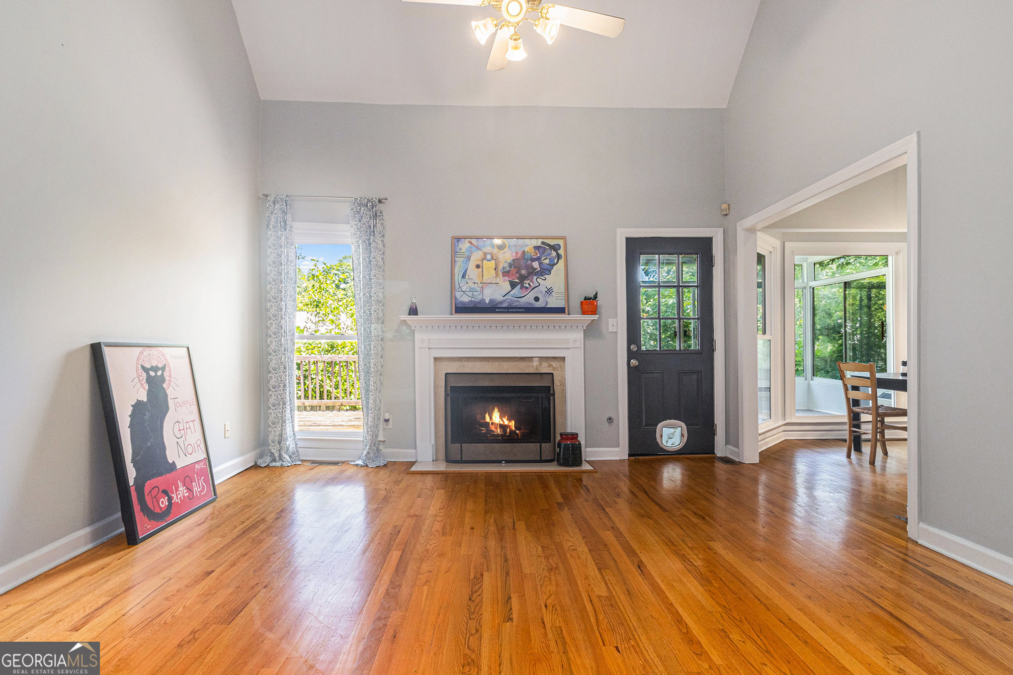 1469 Crescent Walk