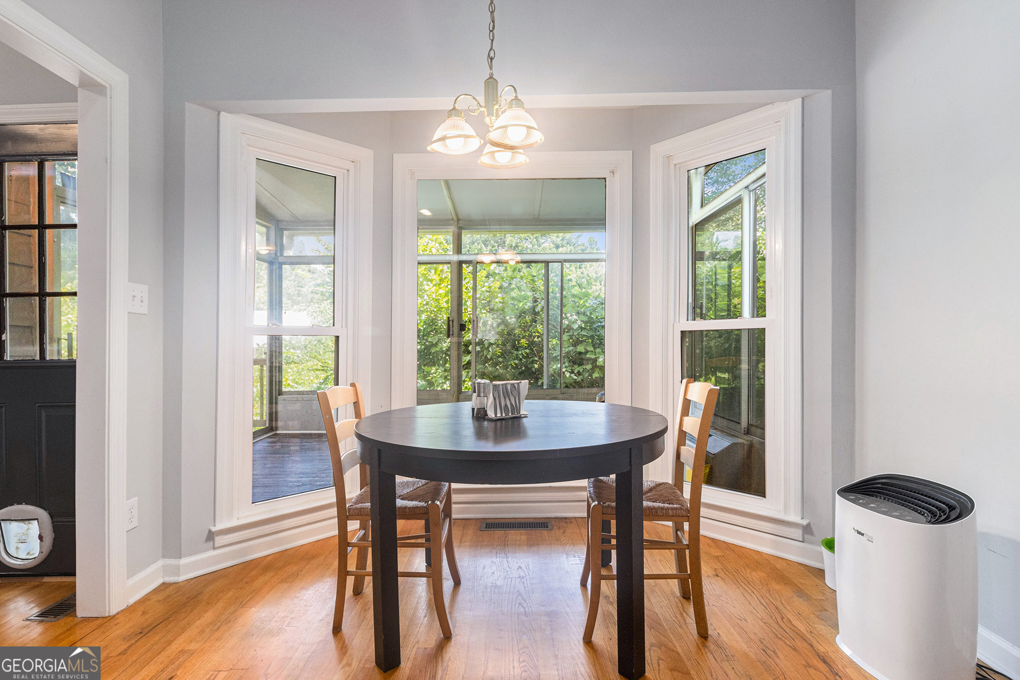 1469 Crescent Walk