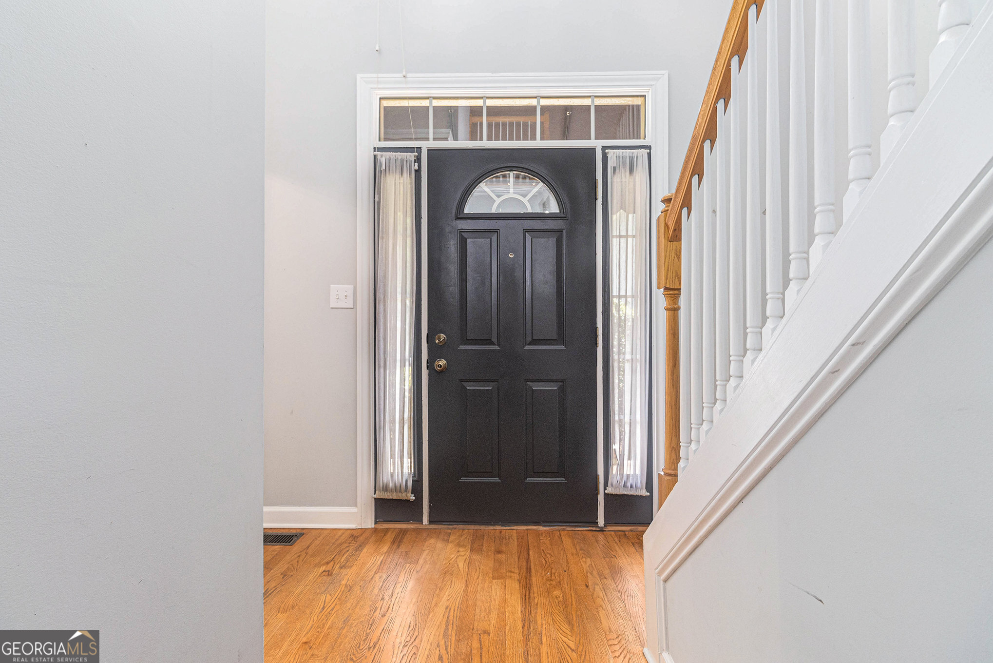 1469 Crescent Walk