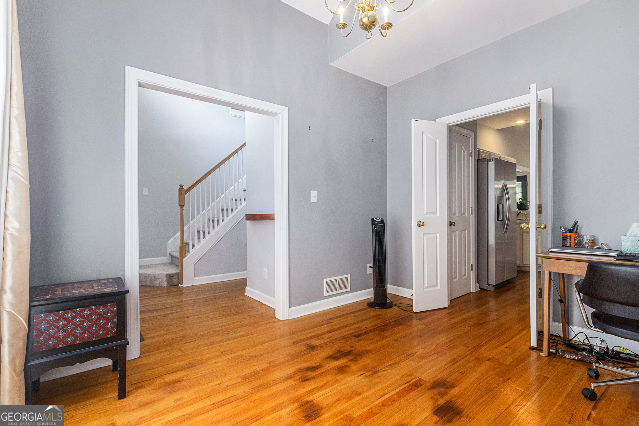 1469 Crescent Walk