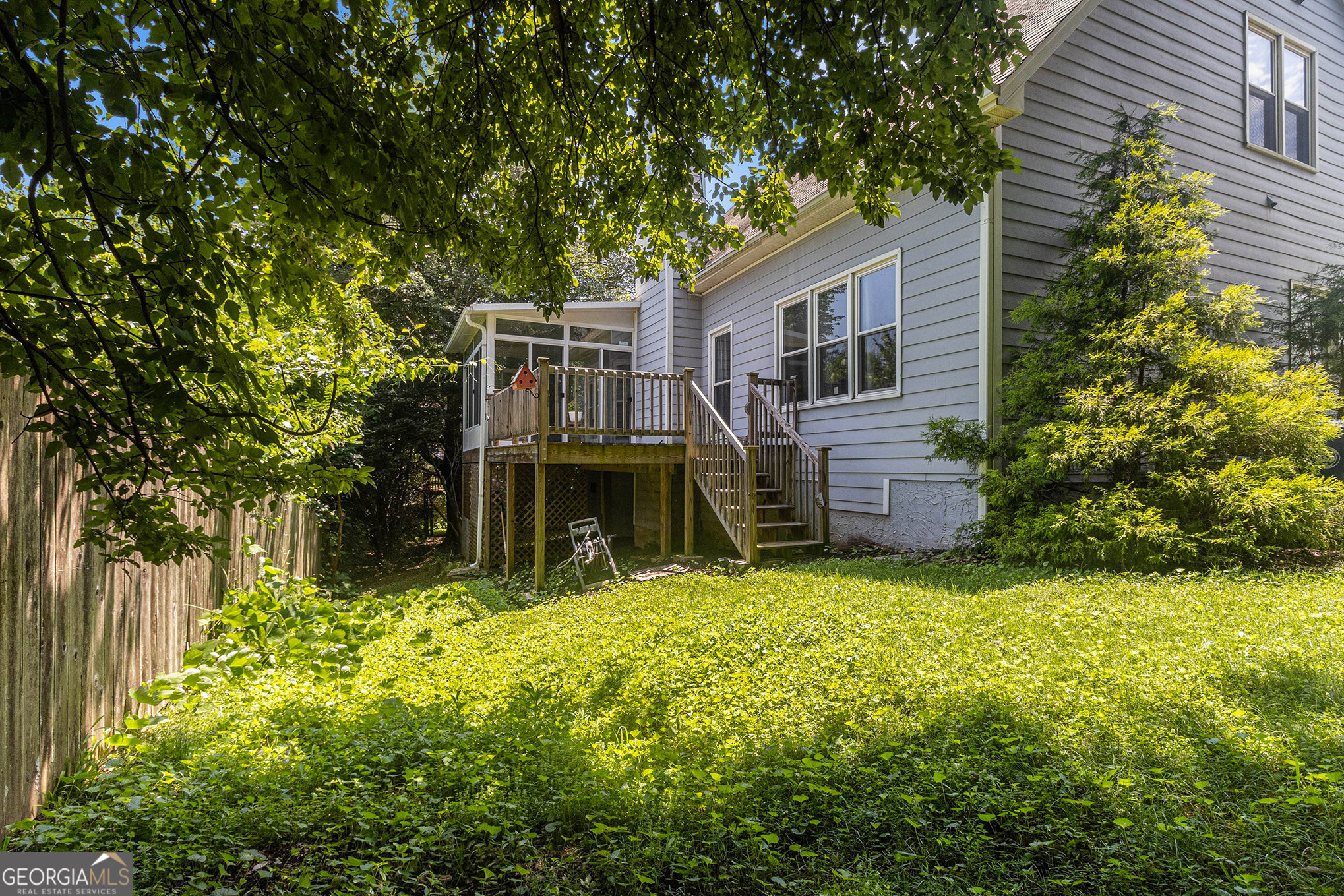 1469 Crescent Walk