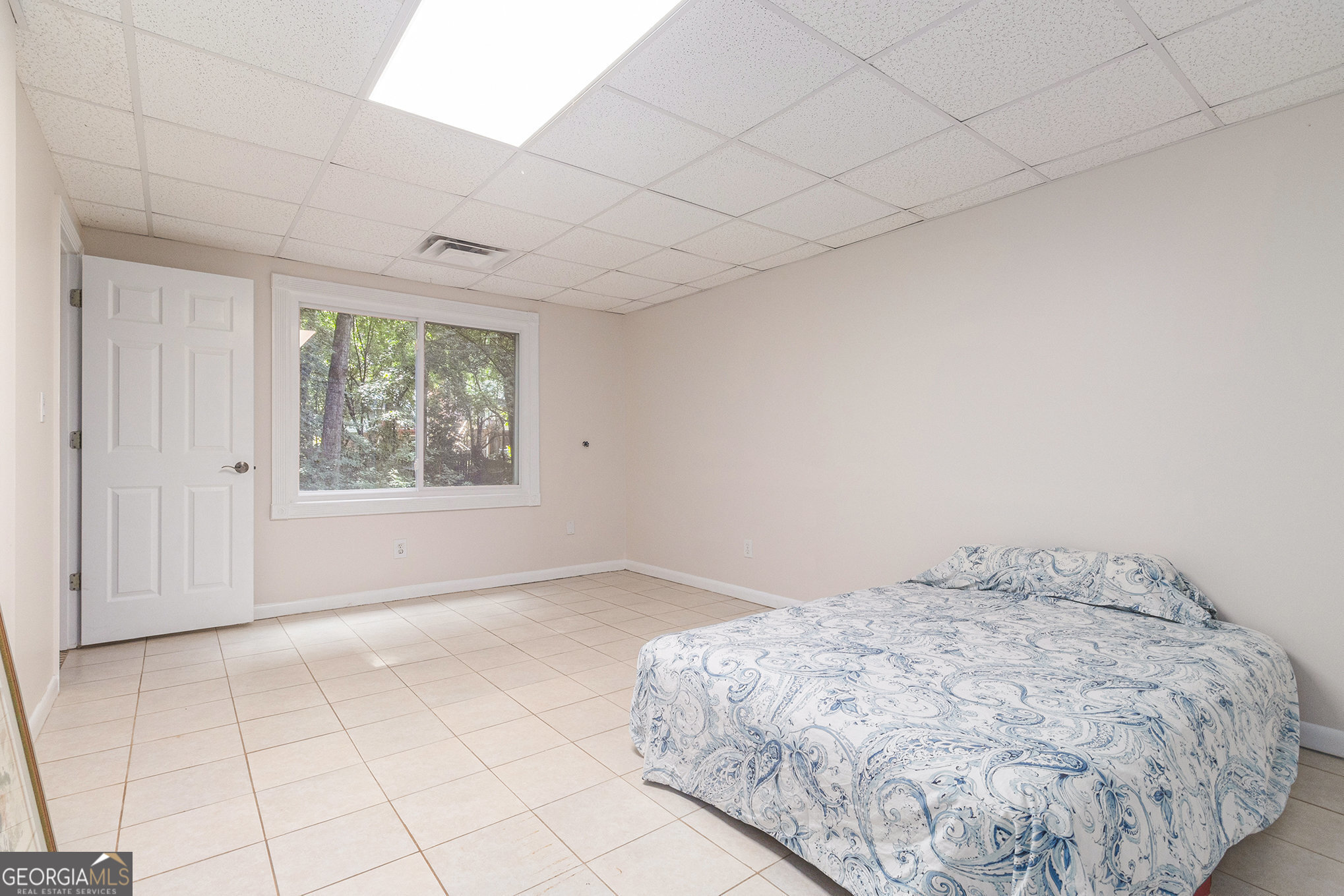 1402 McLendon Drive