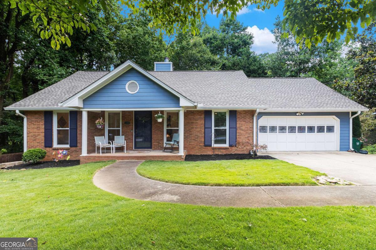 1402 McLendon Drive