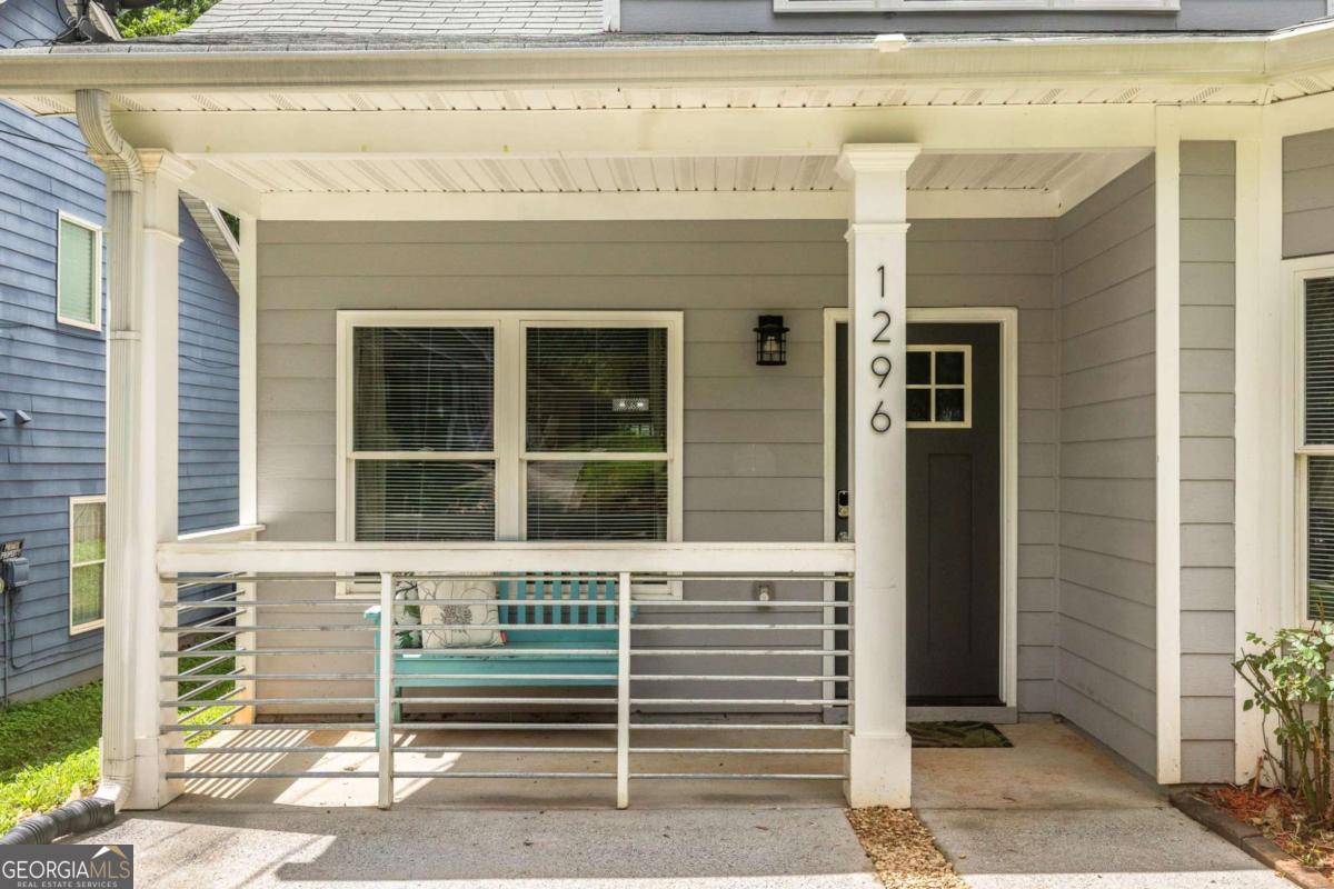 1296 Plaza Avenue SW