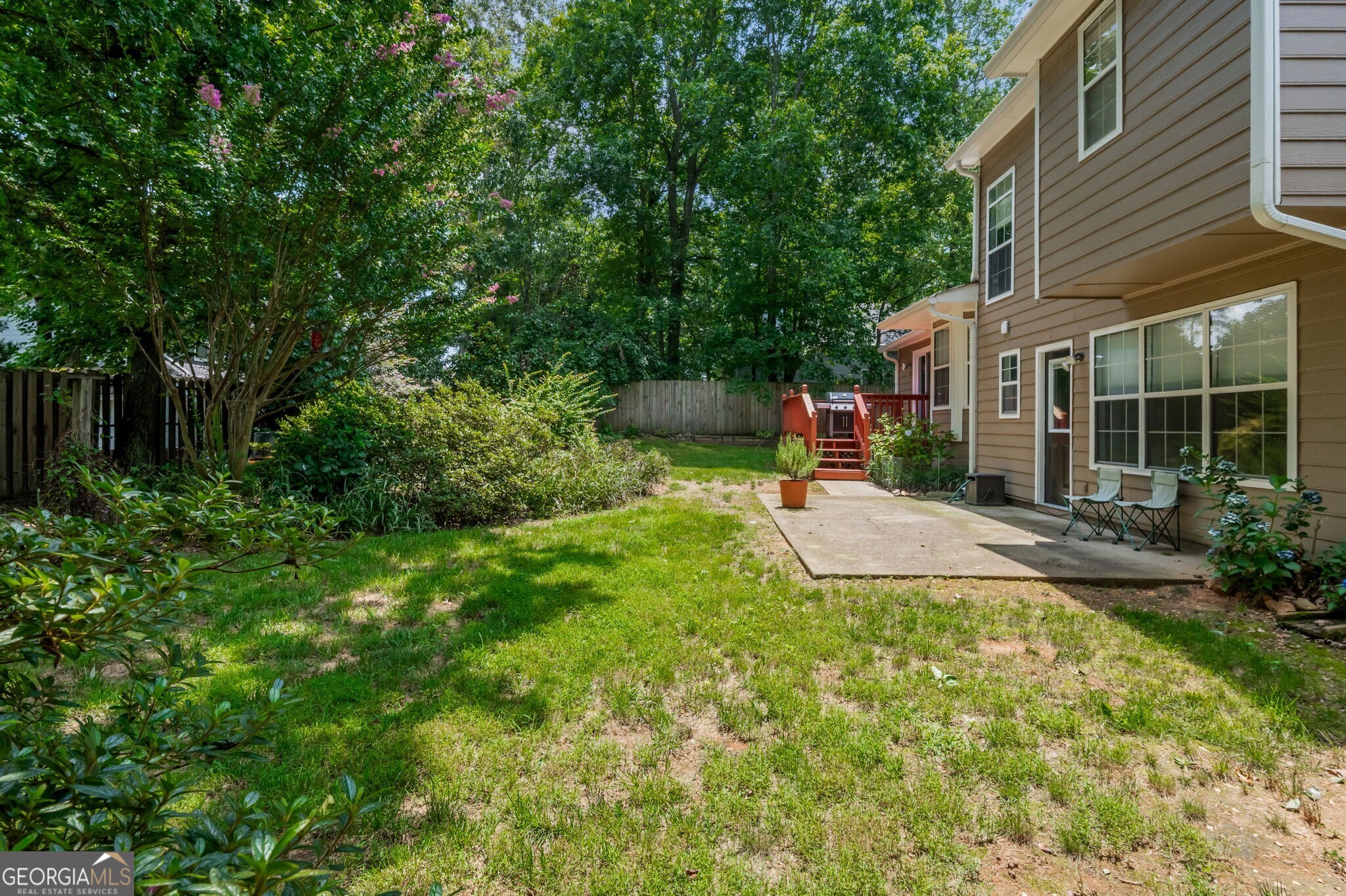 1115 Manor Way NW