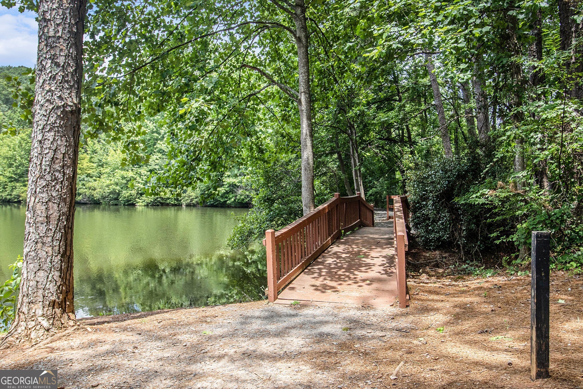 407 Mountain View Lane