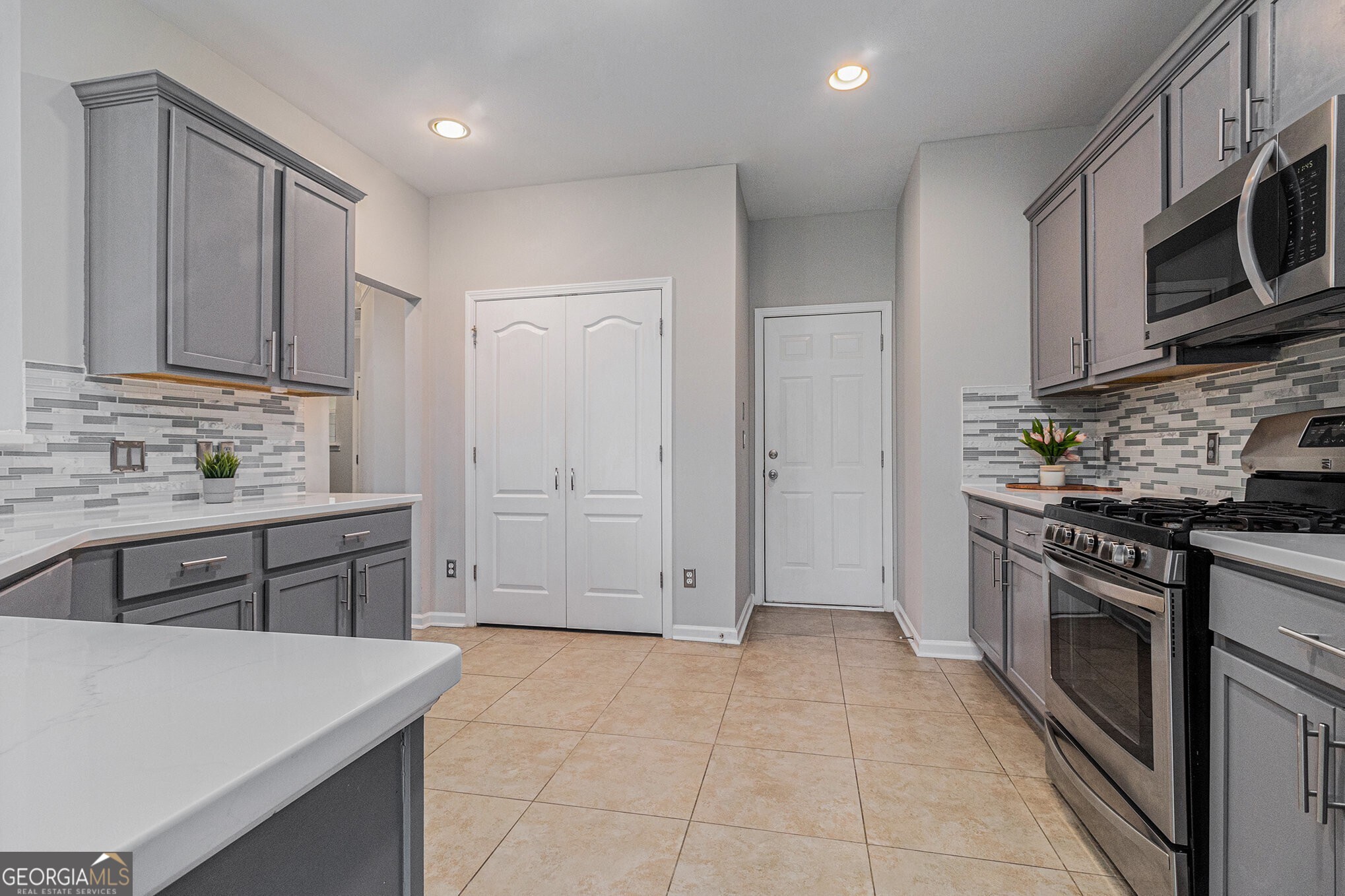 407 Mountain View Lane