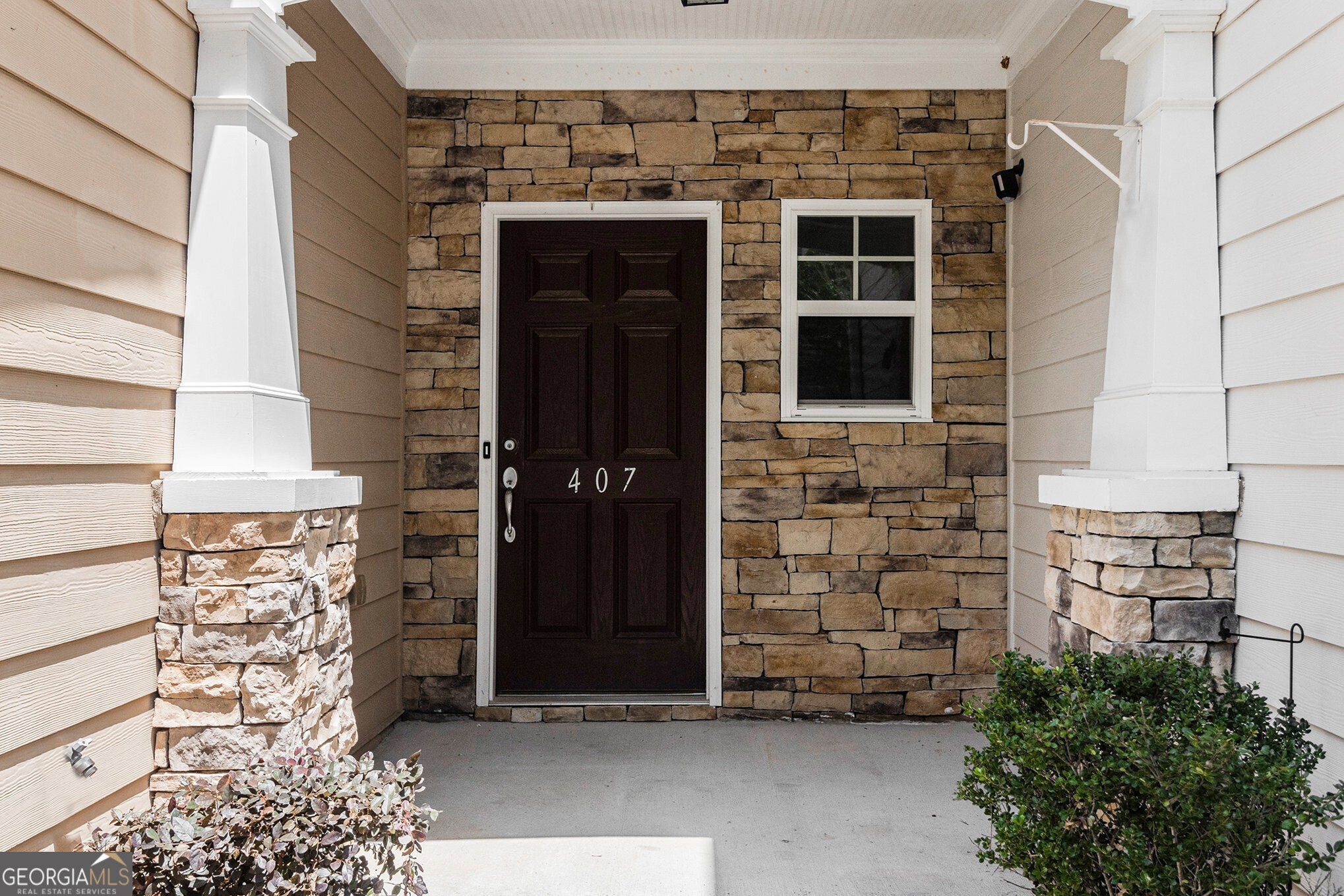 407 Mountain View Lane
