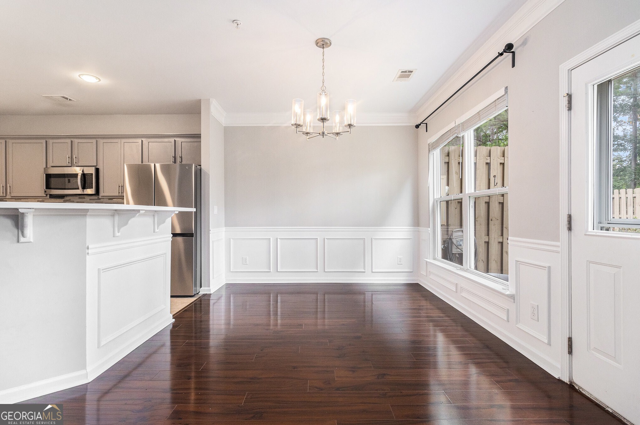 407 Mountain View Lane